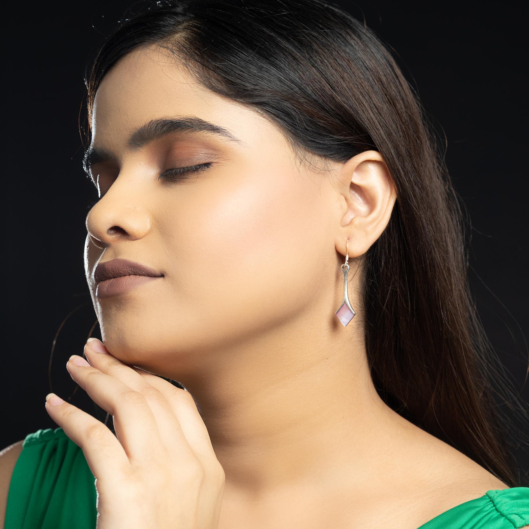 Italian Sleek Earring