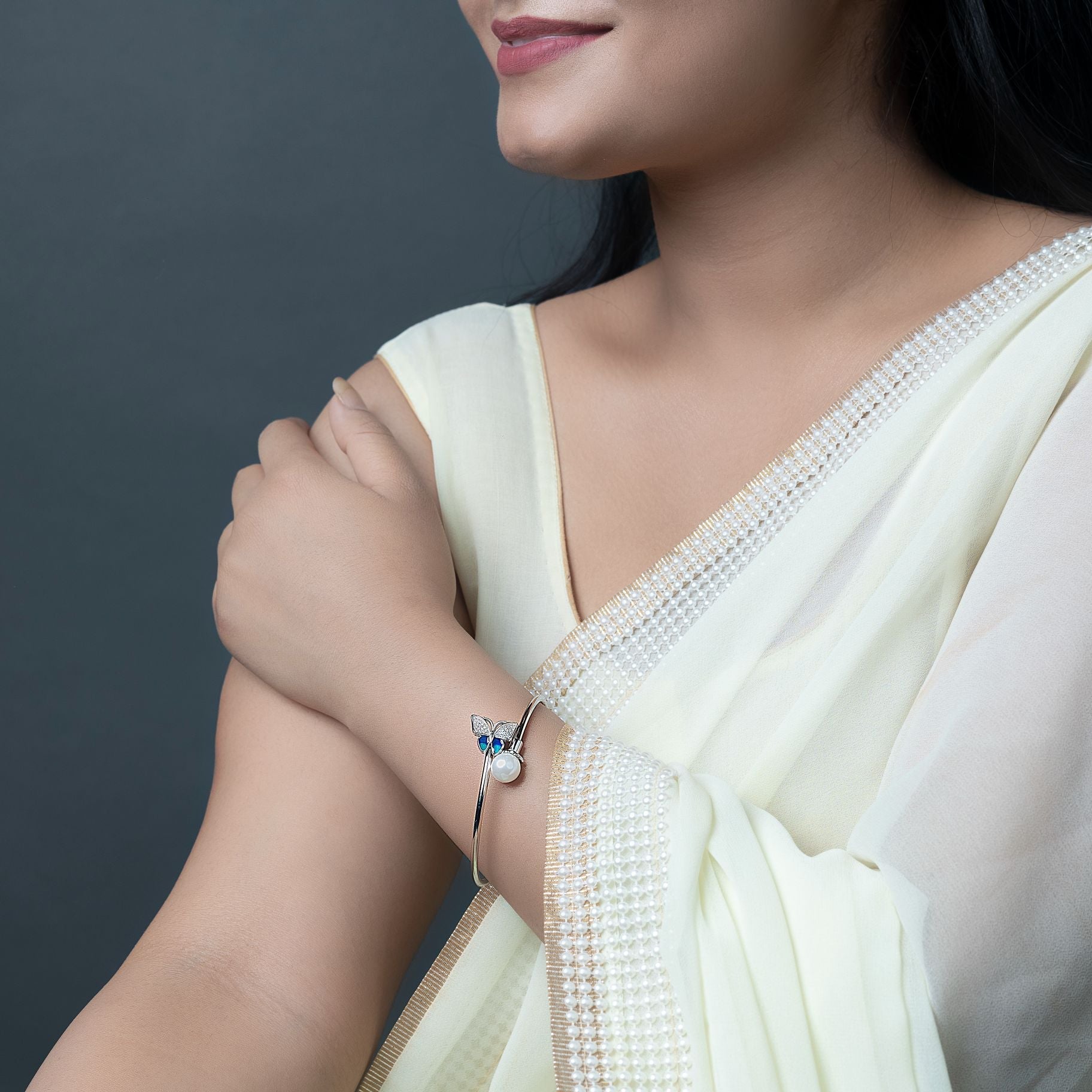 Aesthetic Butterfly With Moti studded Twisting Kada silverhousebyrj