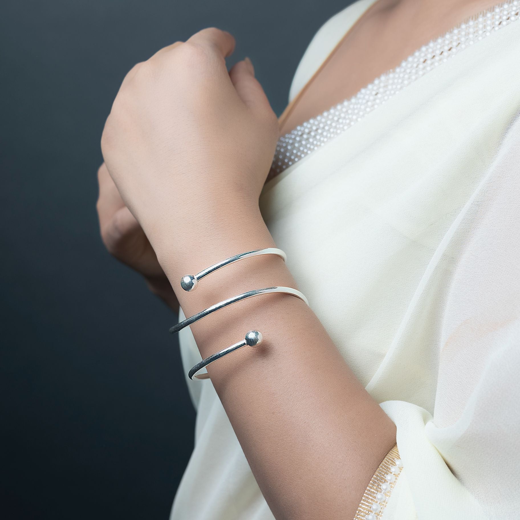 Alluring Coil Designed Kada silverhousebyrj
