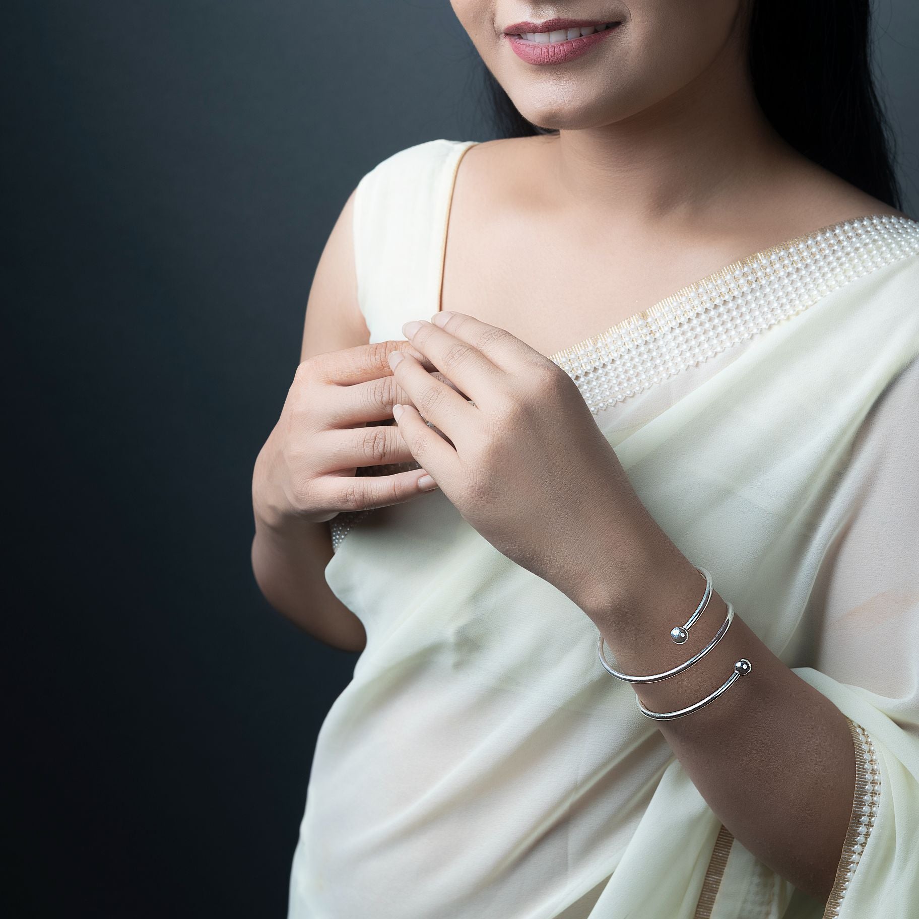 Alluring Coil Designed Kada silverhousebyrj