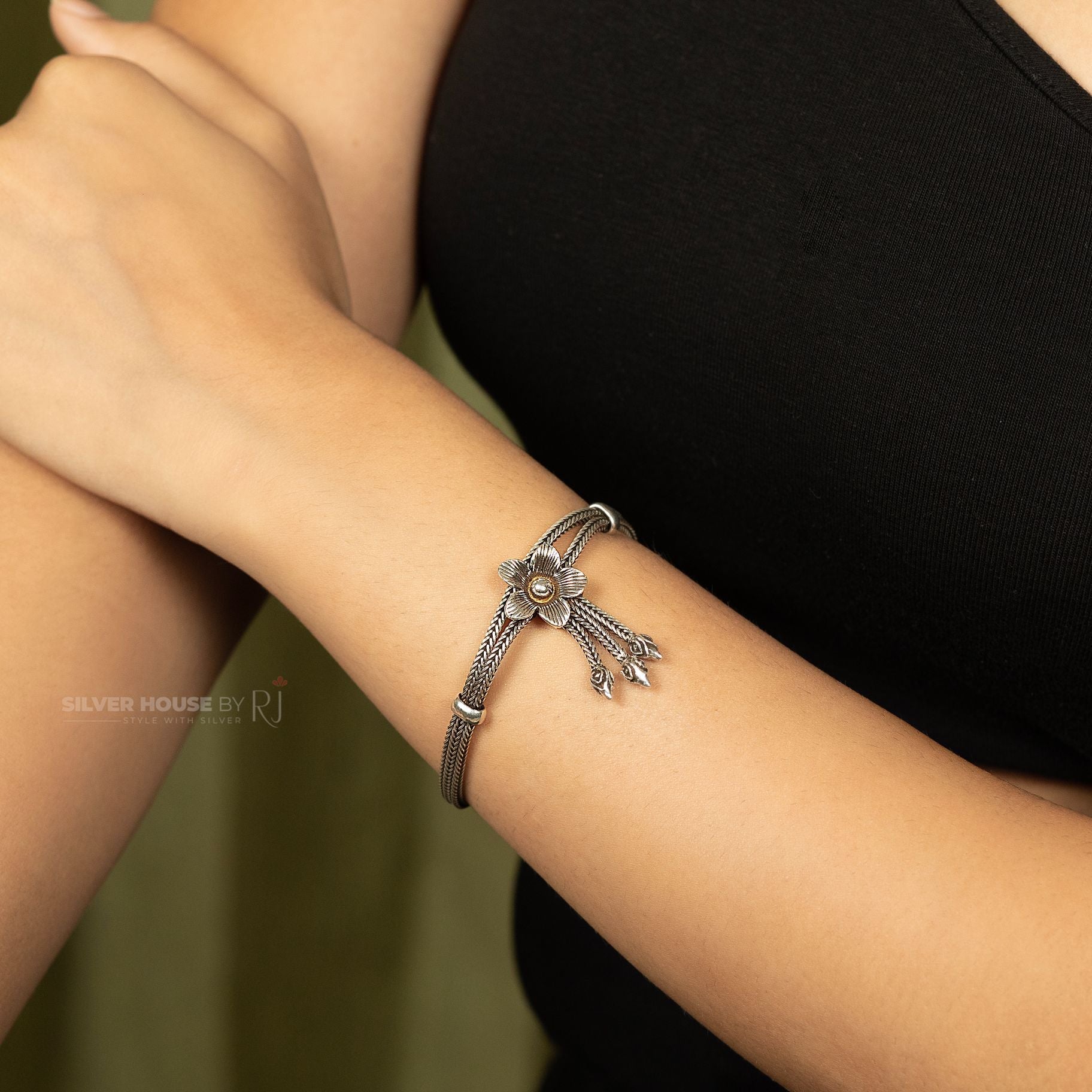 Alluring Dual Chain Italian Bracelet with a Beautiful Flower silverhousebyrj