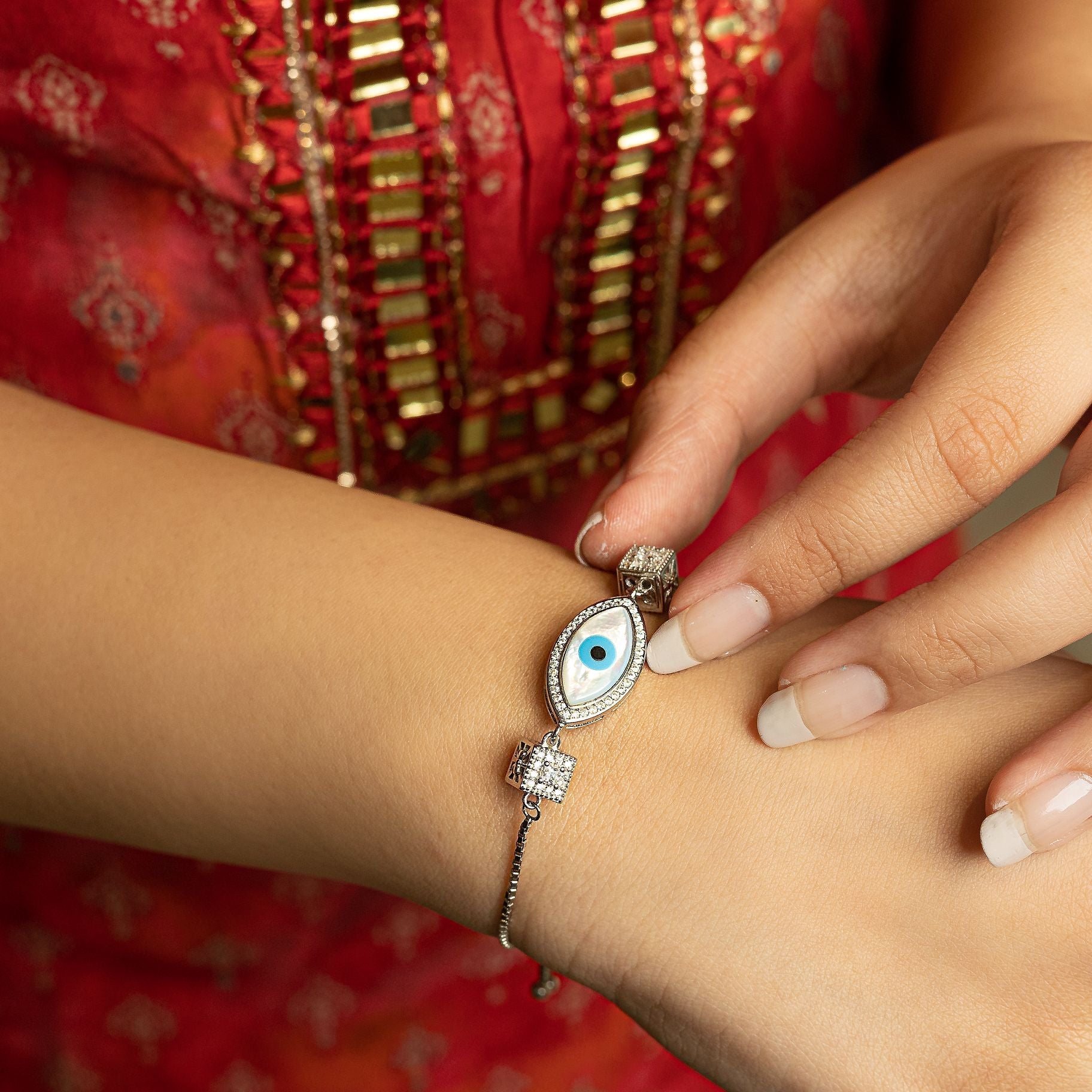 Alluring Evil Eye Bracelet silverhousebyrj