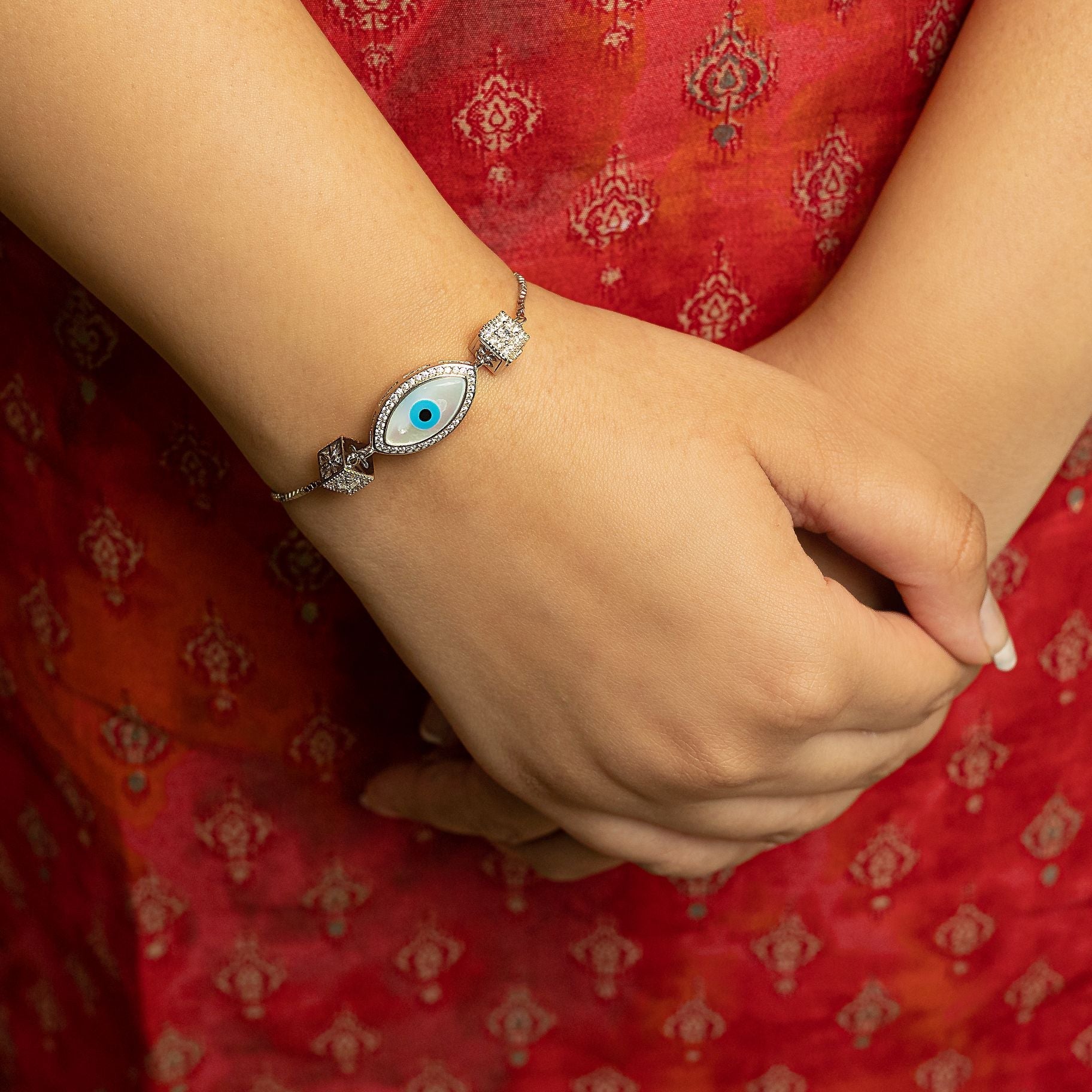 Alluring Evil Eye Bracelet silverhousebyrj