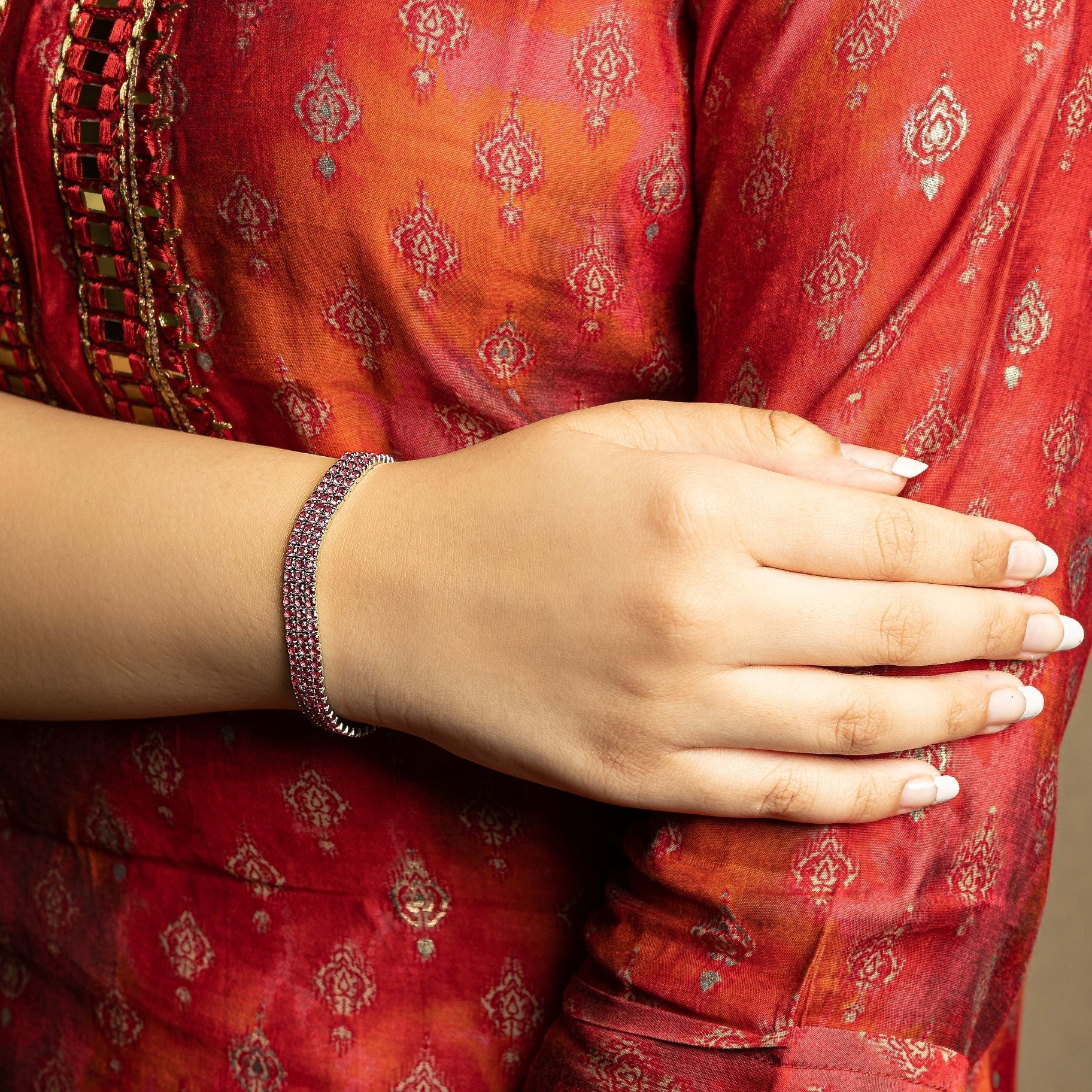 Alluring Stone Studded Bracelet silverhousebyrj