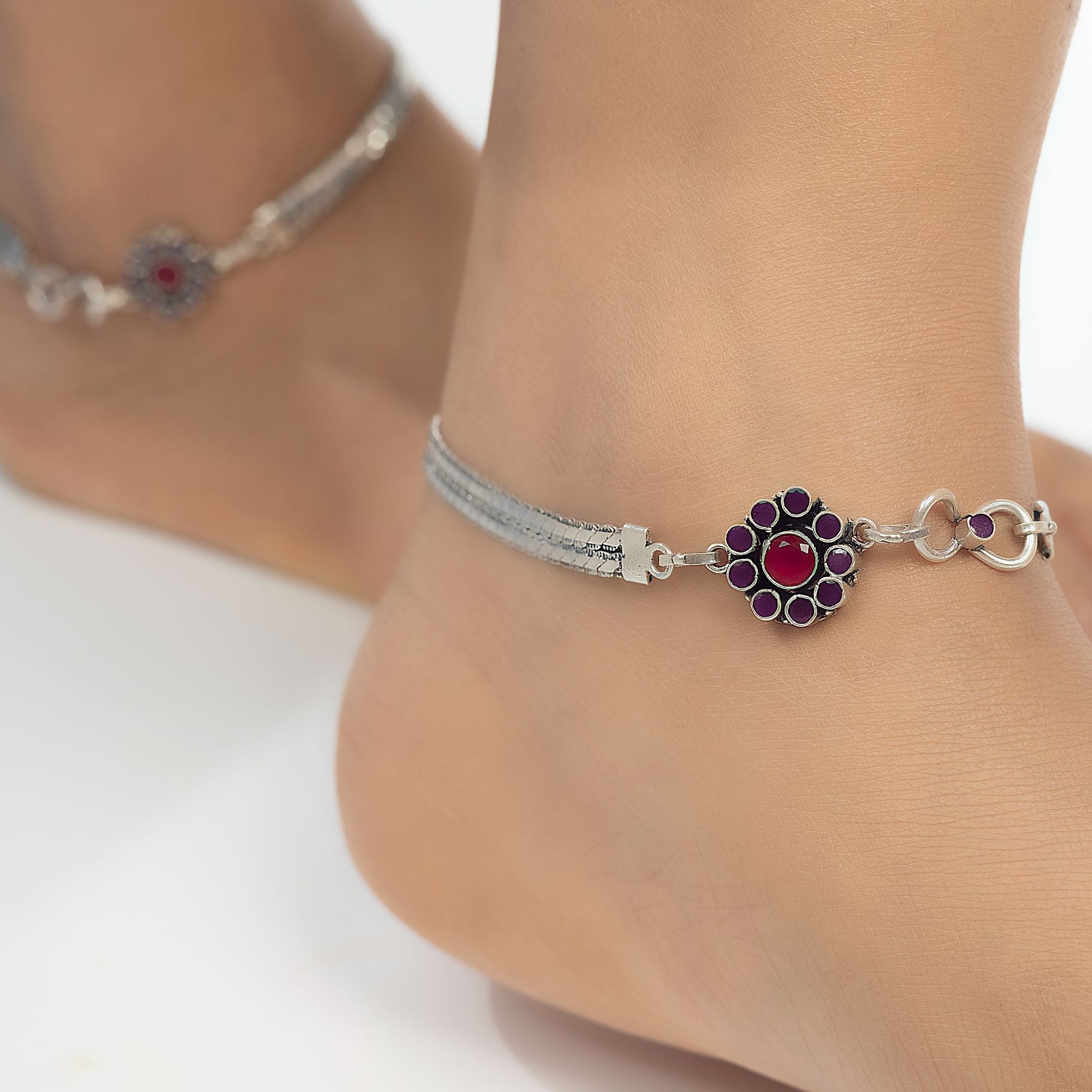Antique Double Layered Floral Designed on Lock Anklet silverhousebyrj