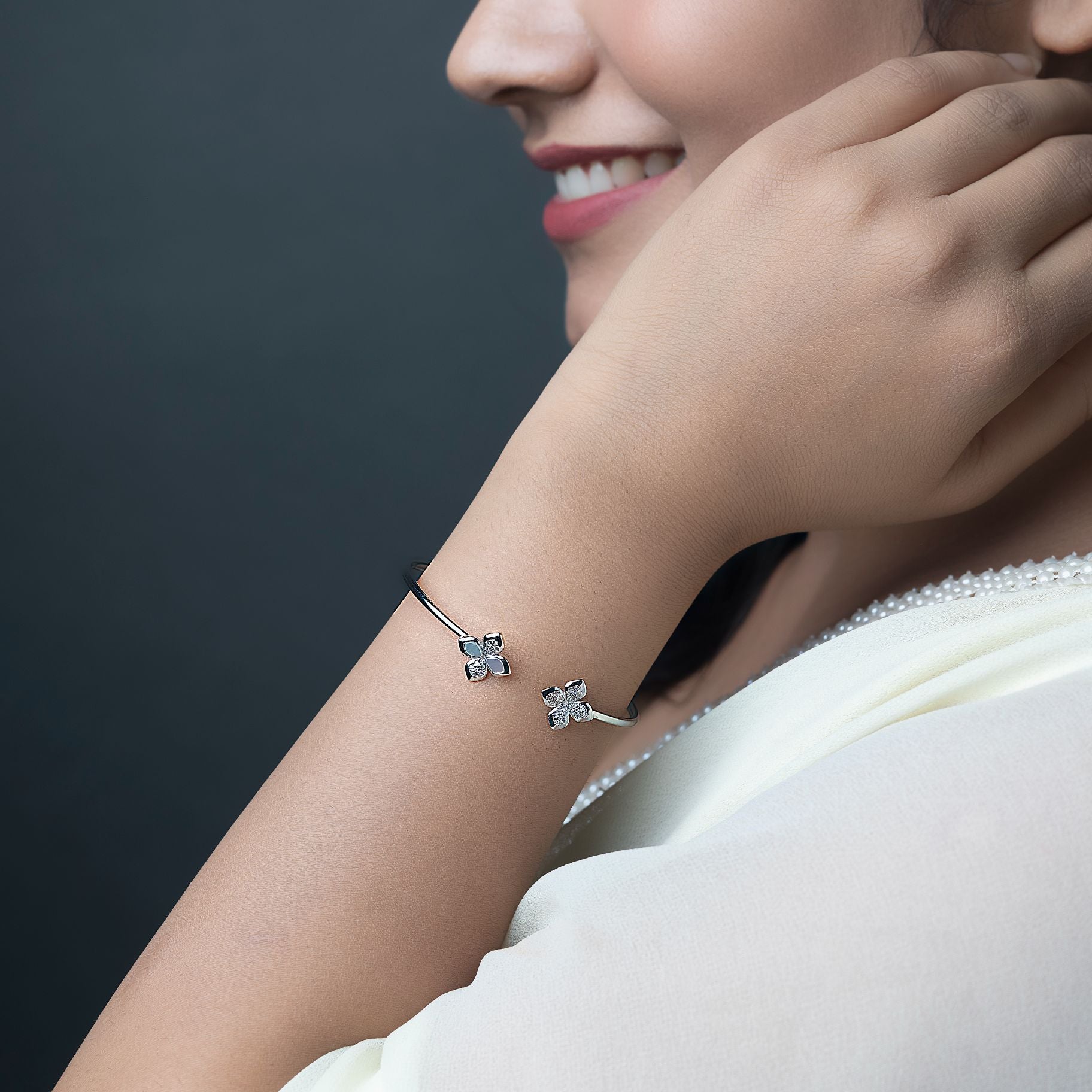 Captivating Silver Elegance Bangle silverhousebyrj