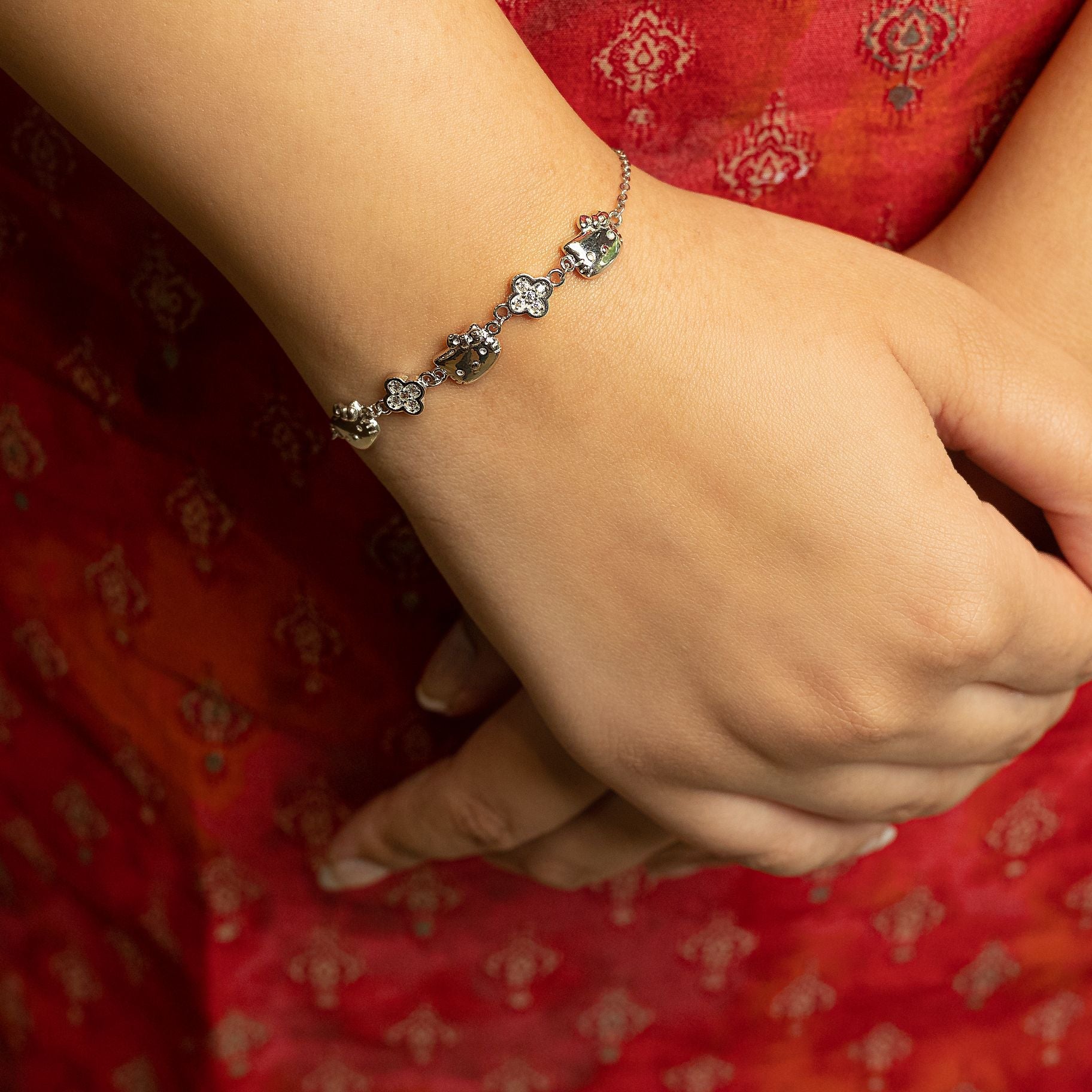 Charming Mini Kitty Sleek Bracelet silverhousebyrj