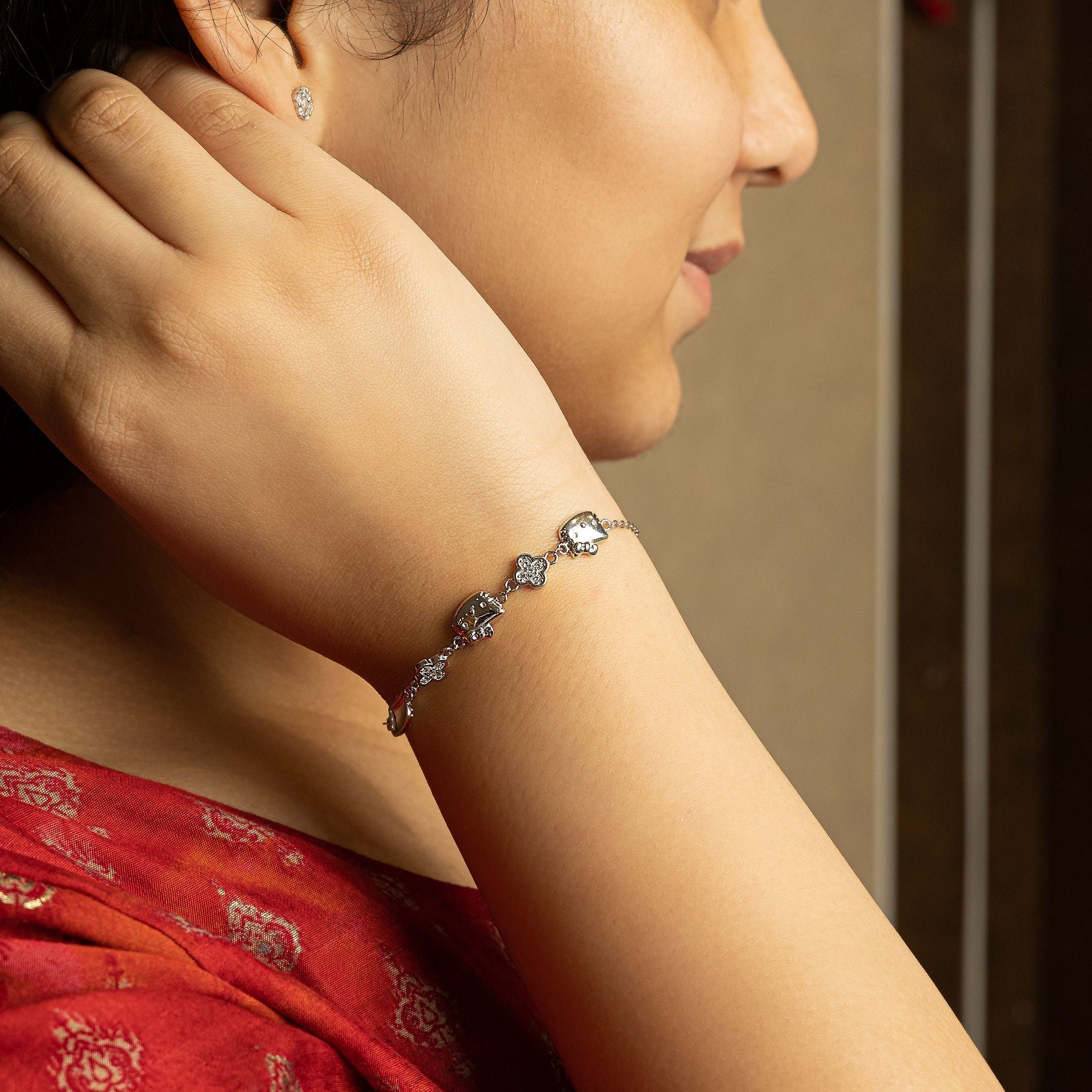 Charming Mini Kitty Sleek Bracelet silverhousebyrj