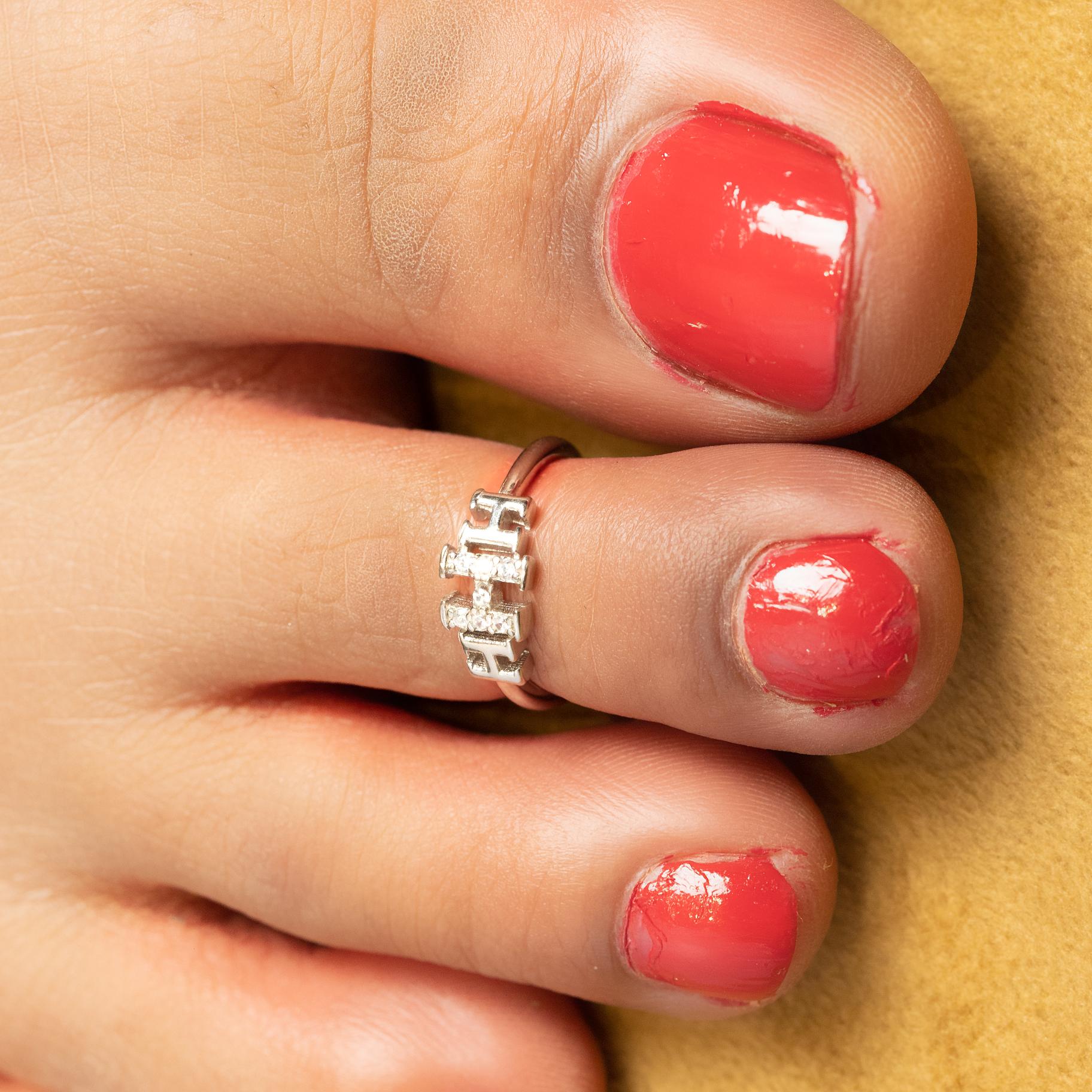 Italian Style  Toe Ring