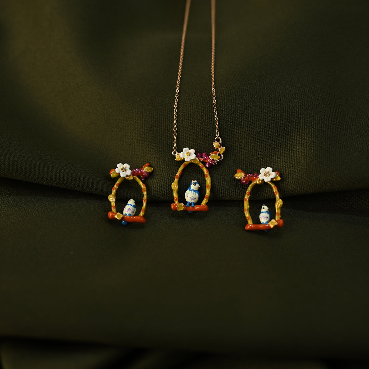 Birdhouse Garden Necklace Set