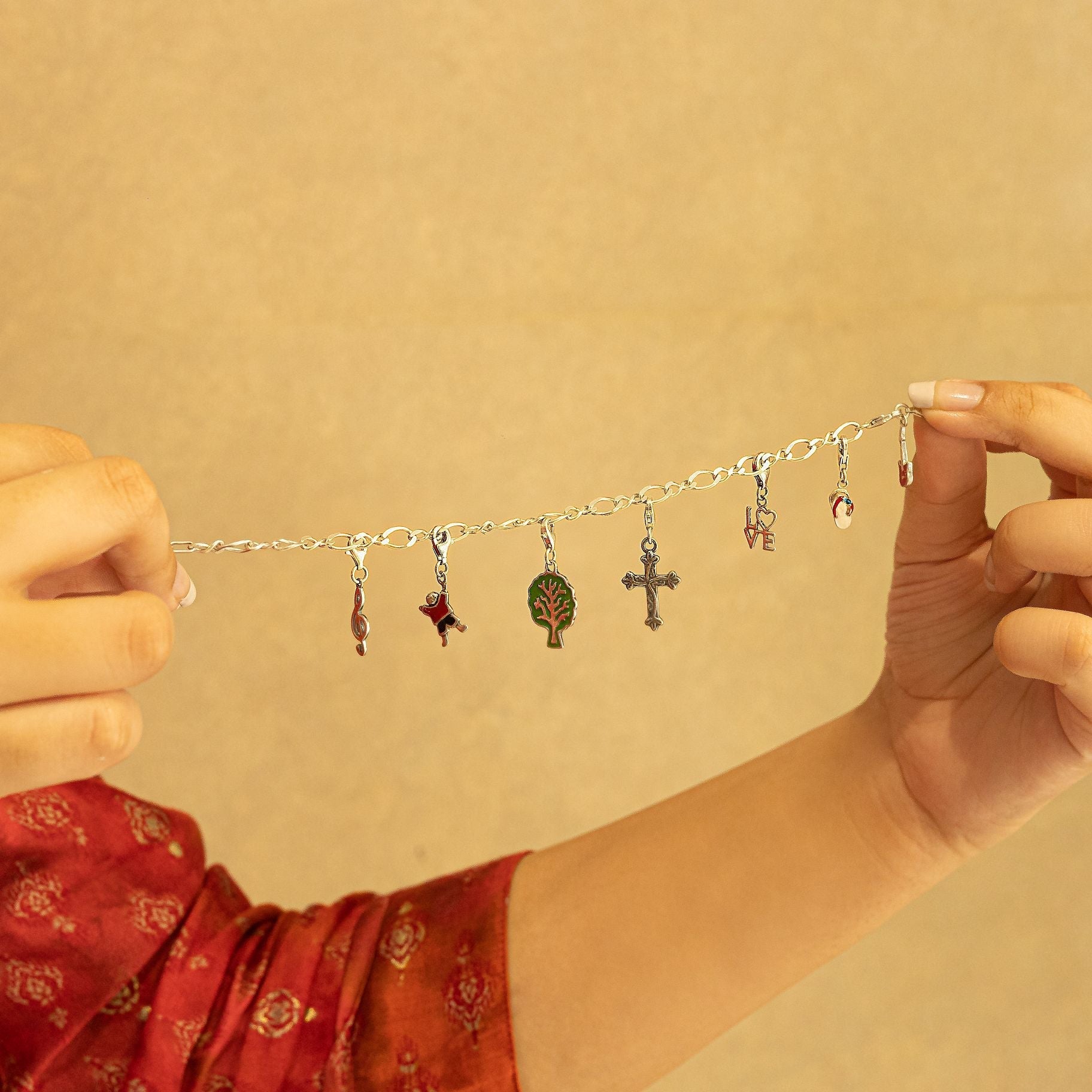 Delightful Charms Bracelet silverhousebyrj