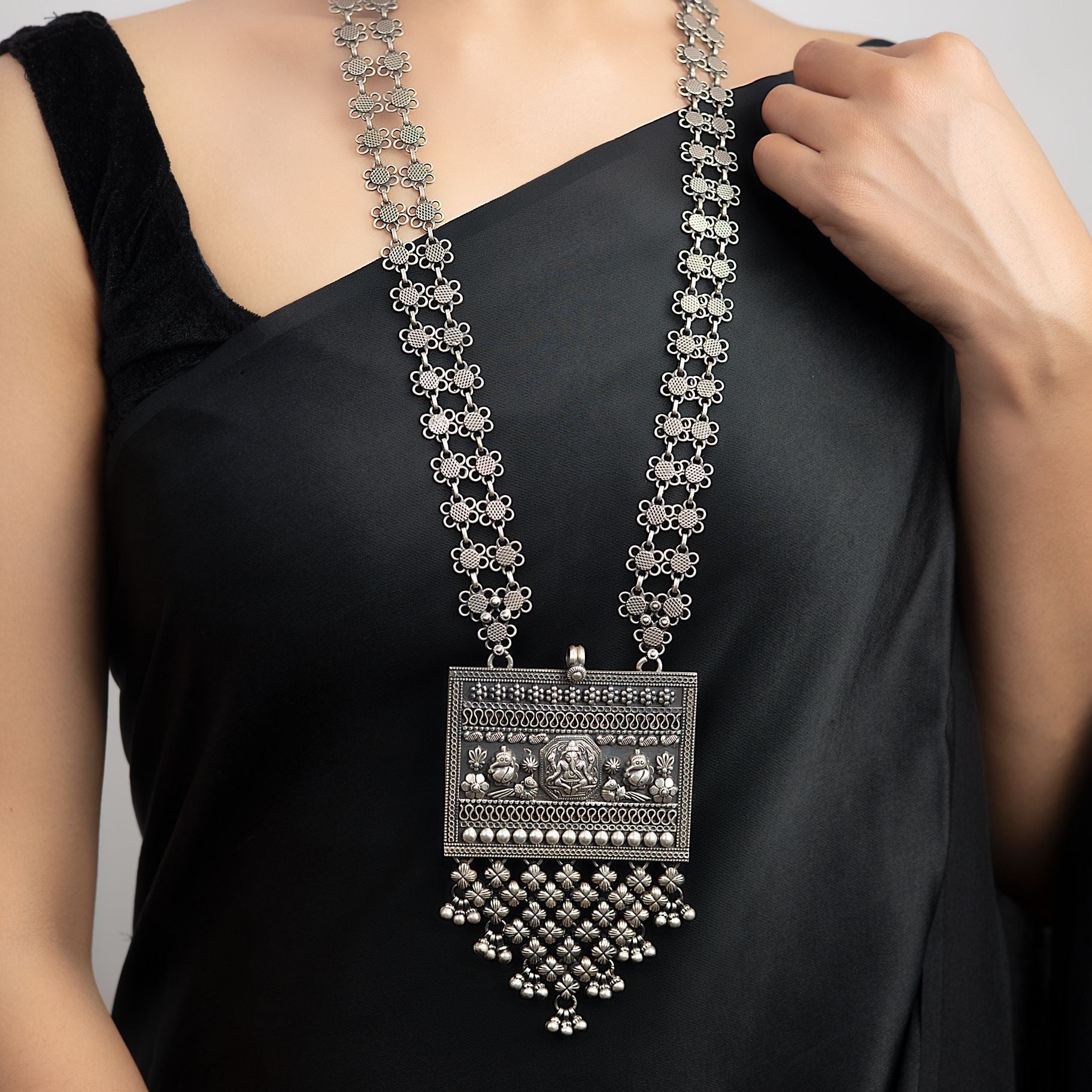 Divine Ganesh ji Jali Pendant with Floral Double-Layered Chain silverhousebyrj