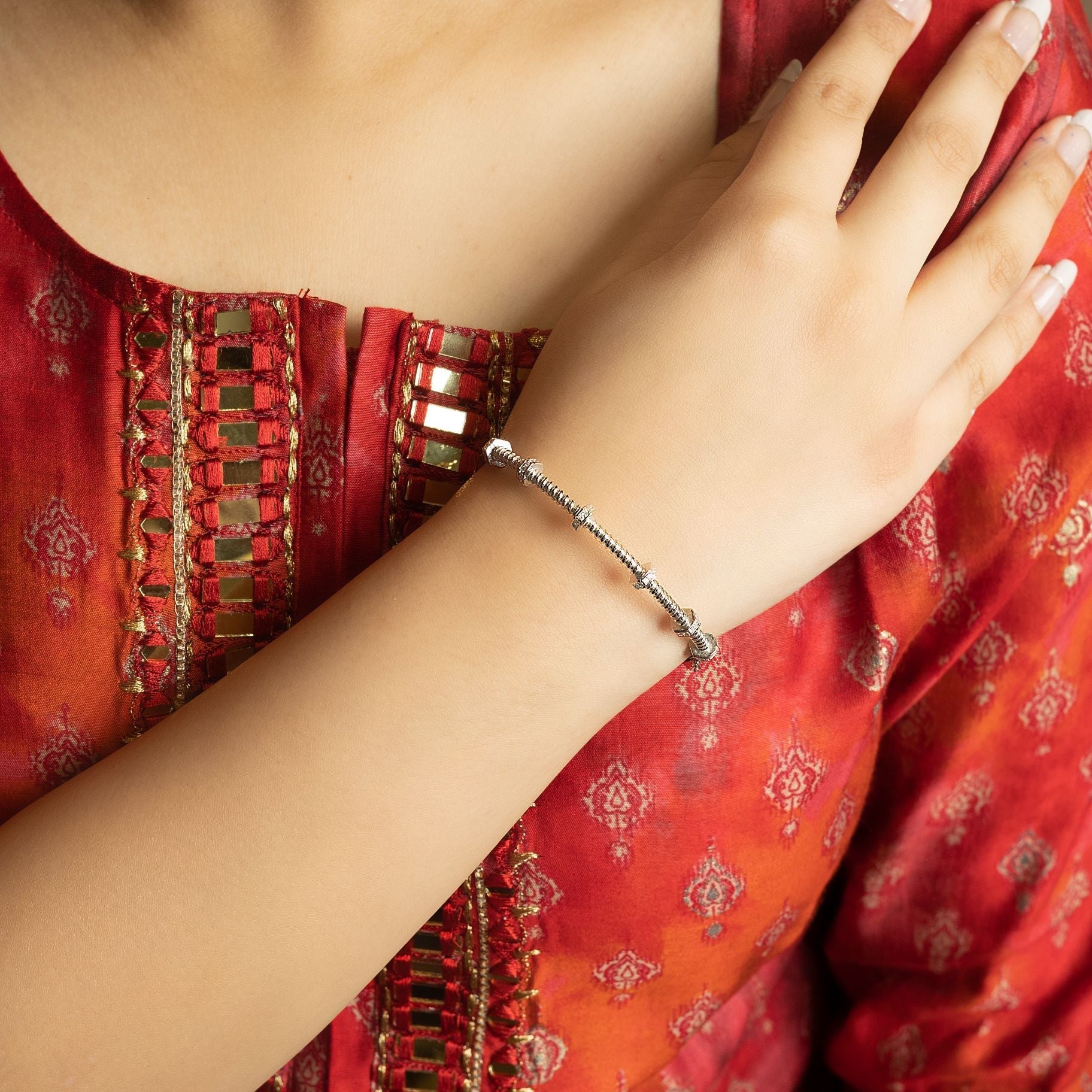 Elegant Screw Stylish Kada silverhousebyrj