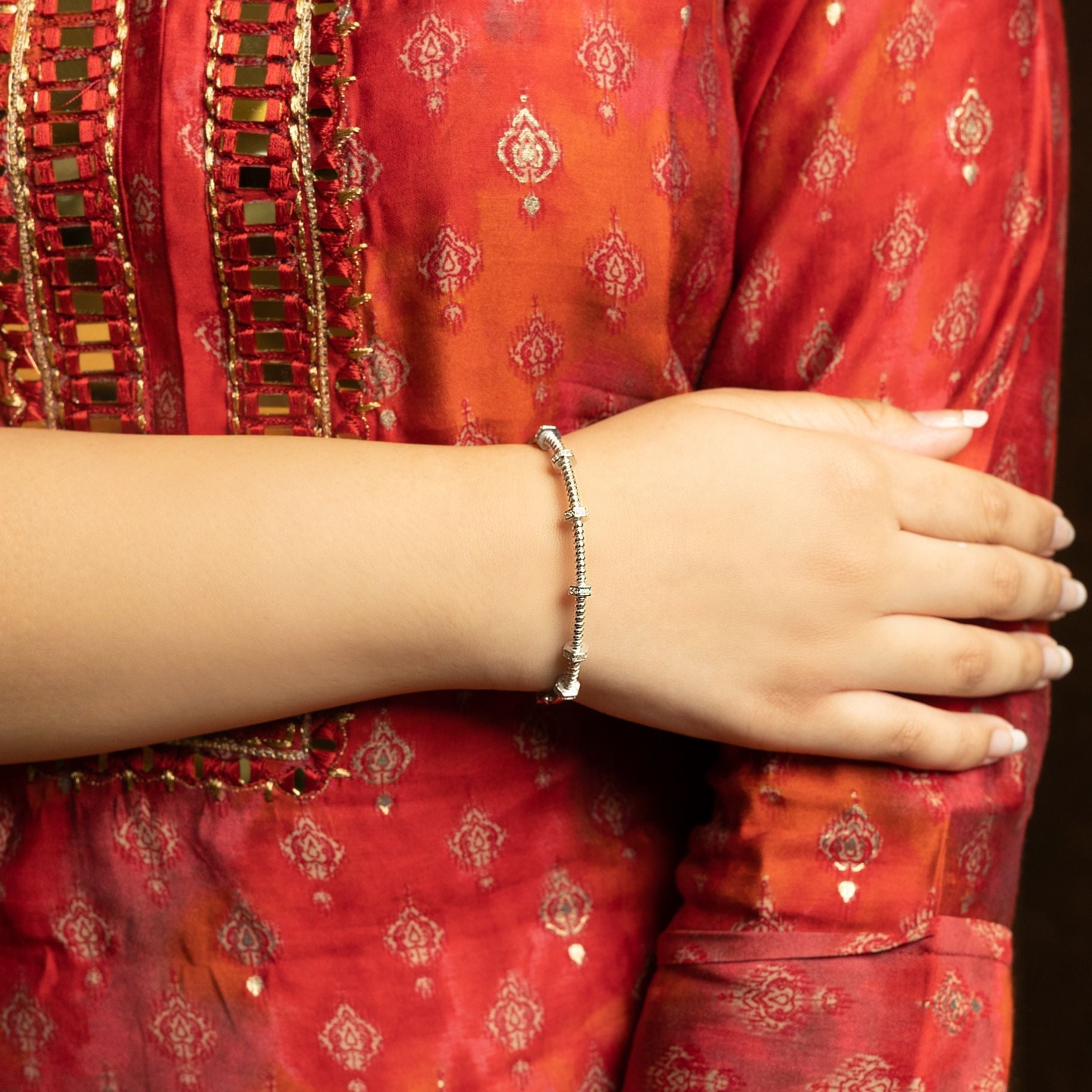Elegant Screw Stylish Kada silverhousebyrj
