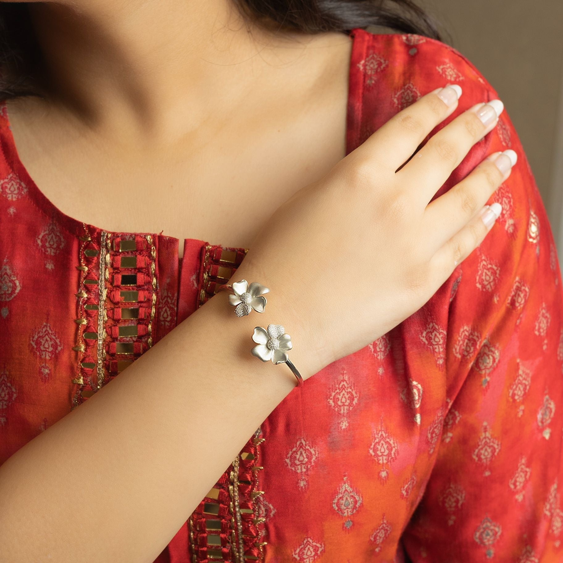 Engaging Dual Flower Kada silverhousebyrj
