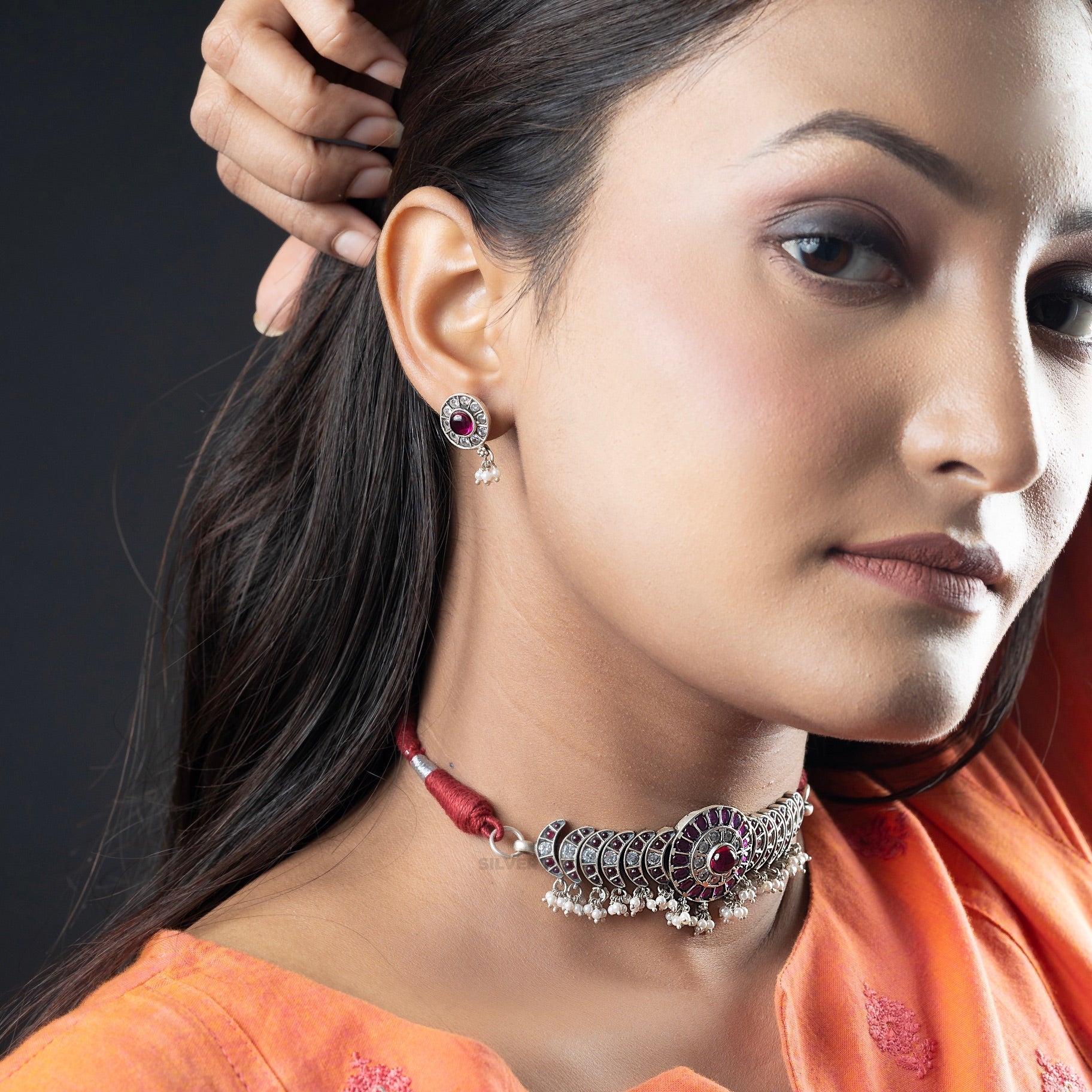 Exquisite Chokar Set With Earrings silverhousebyrj