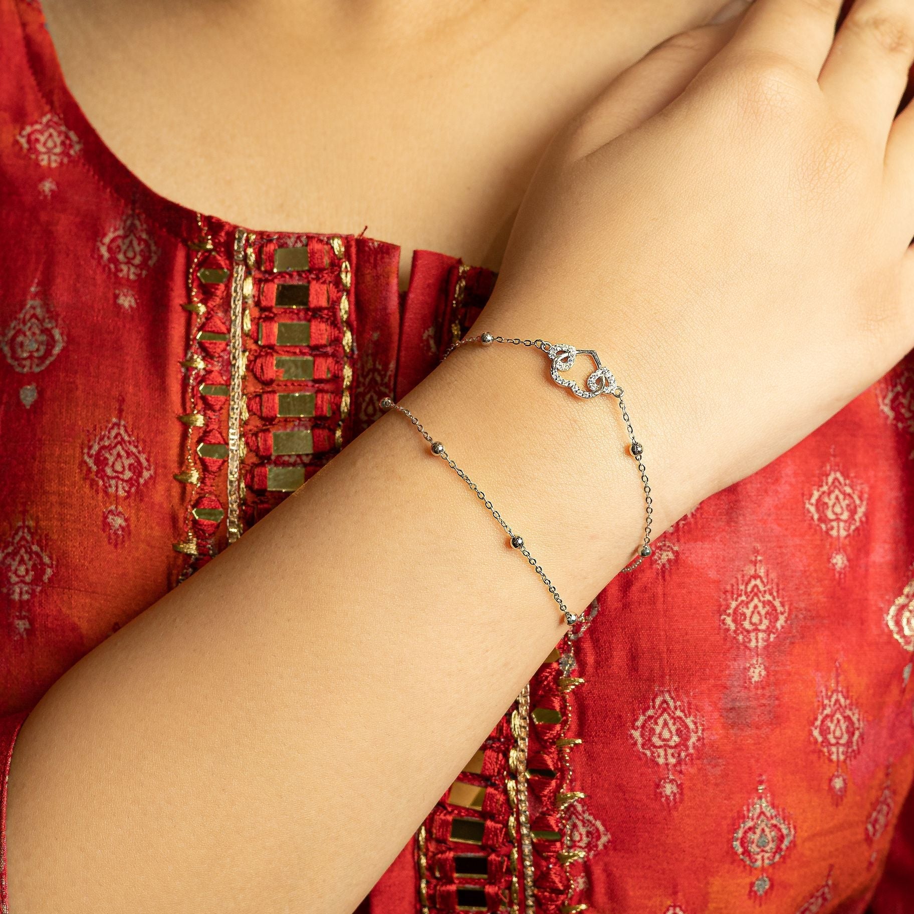 Exquisite Double Layered Chain Bracelet Along with Heart silverhousebyrj