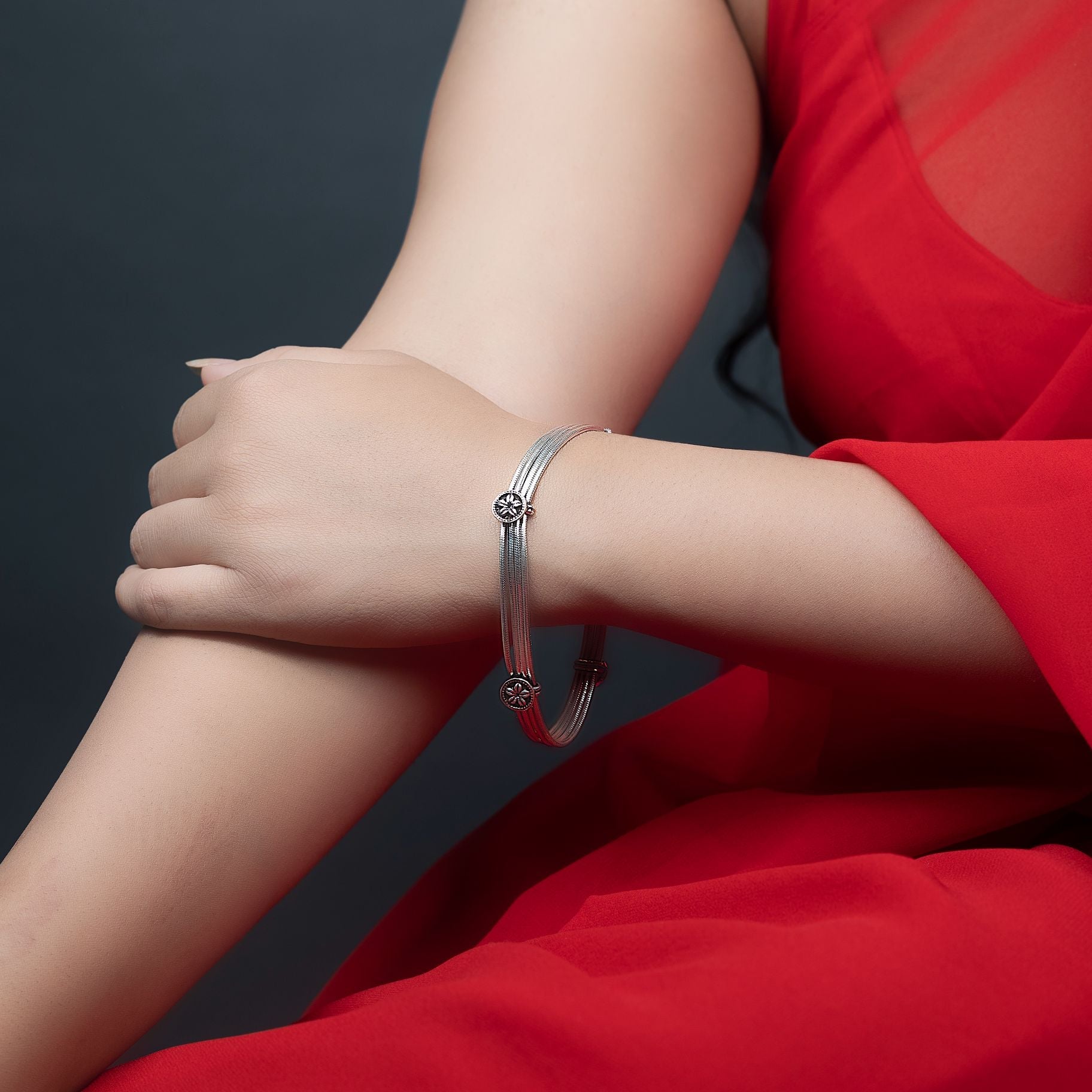 Floral Delight Silver Chain Bracelet silverhousebyrj