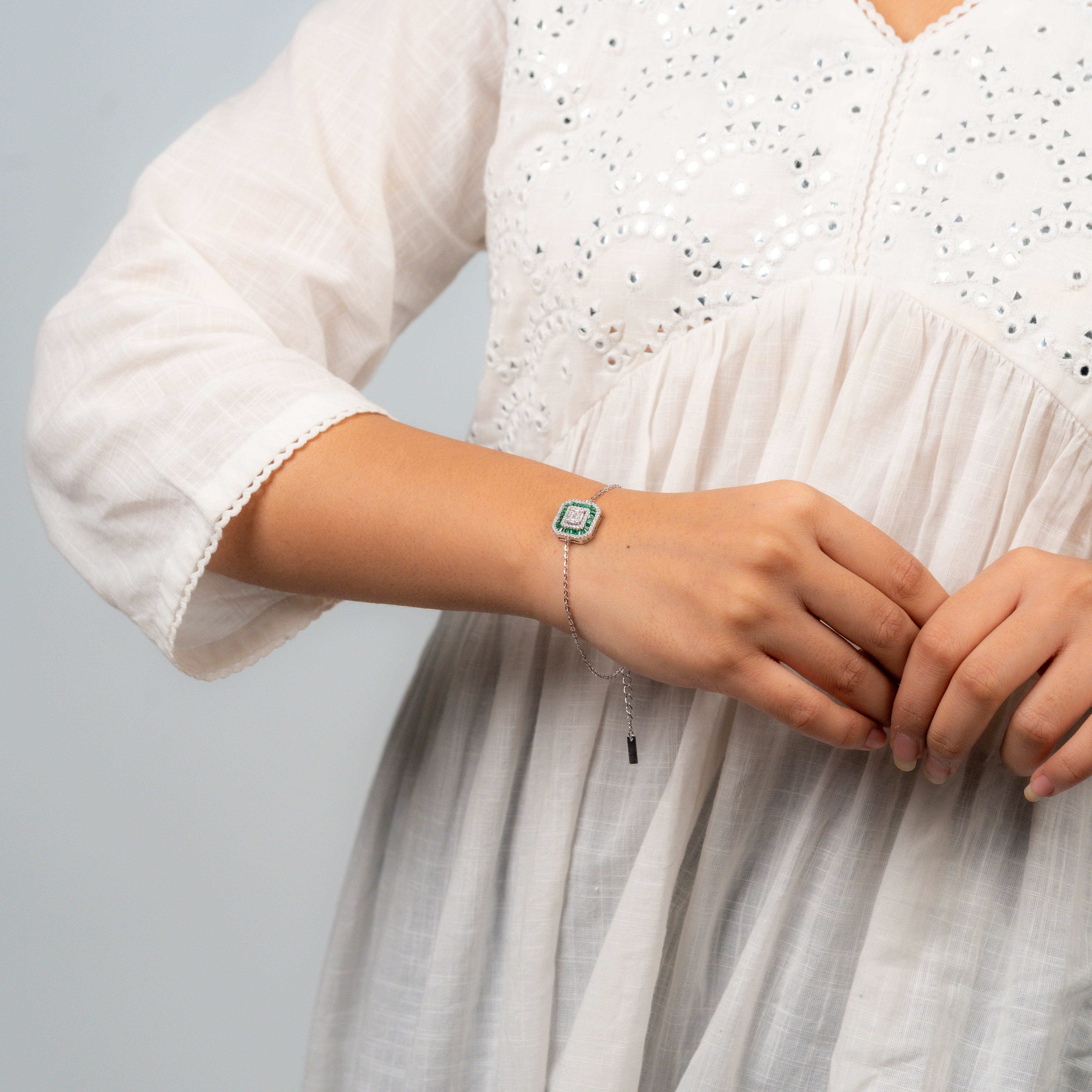 Sleek Grace Bracelet