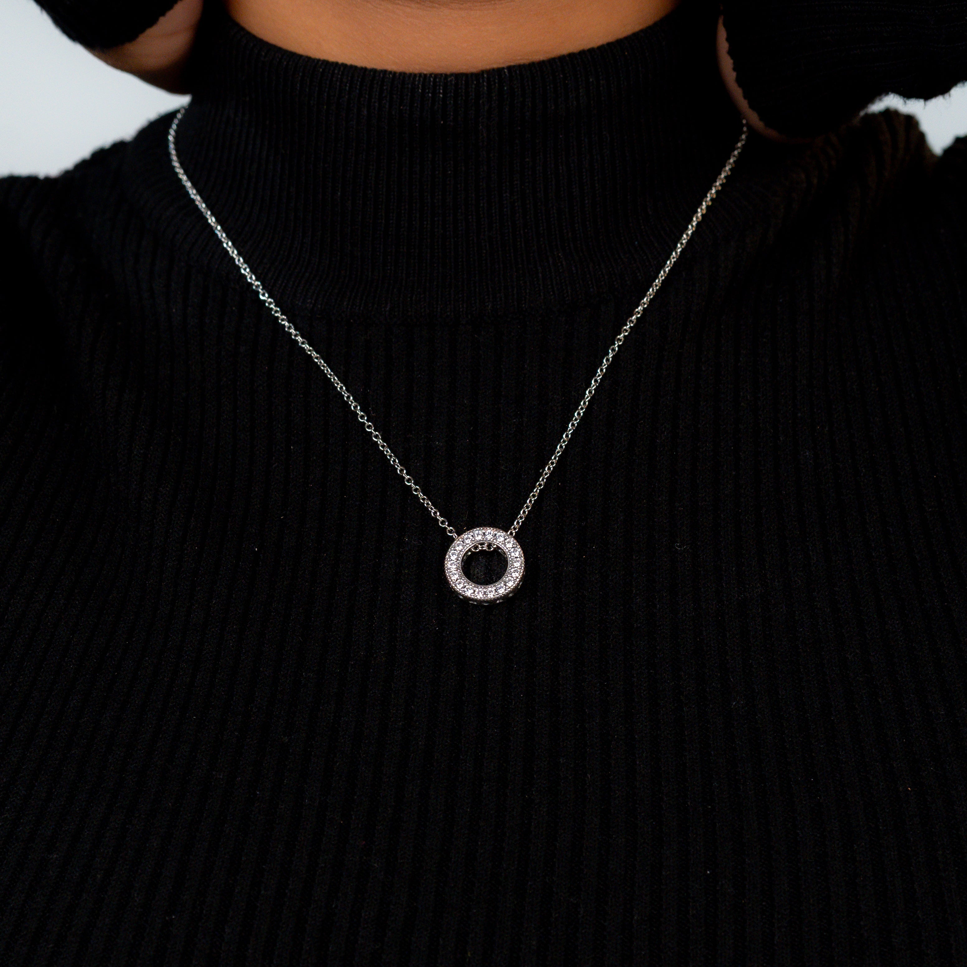 Classic Halo Necklace
