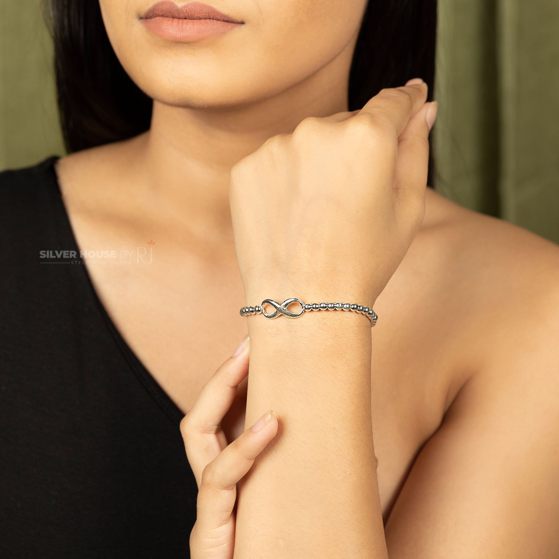 Italian Sleek Infinity Bracelet silverhousebyrj