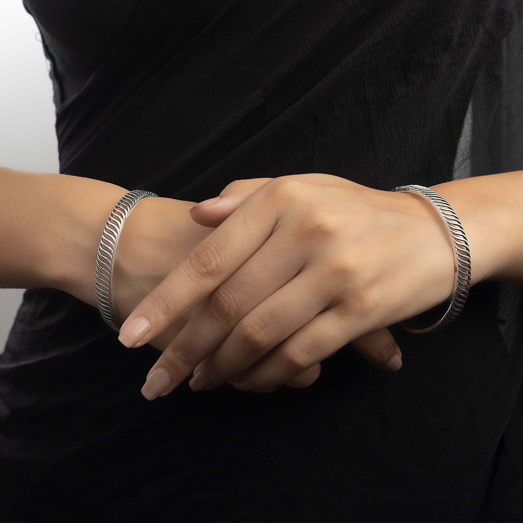 Mesmerizing Silver Web Bangles silverhousebyrj