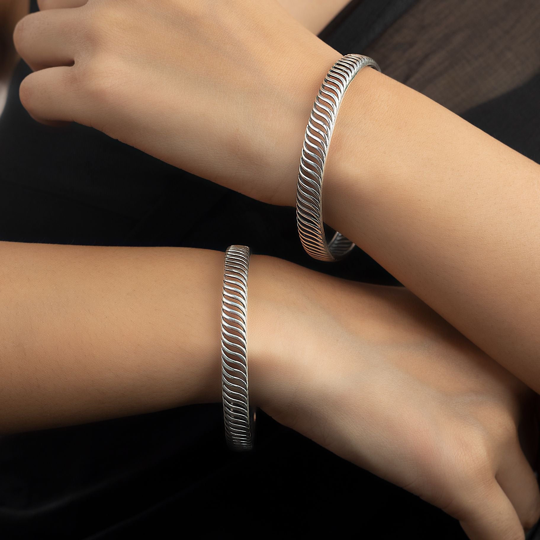 Mesmerizing Silver Web Bangles silverhousebyrj