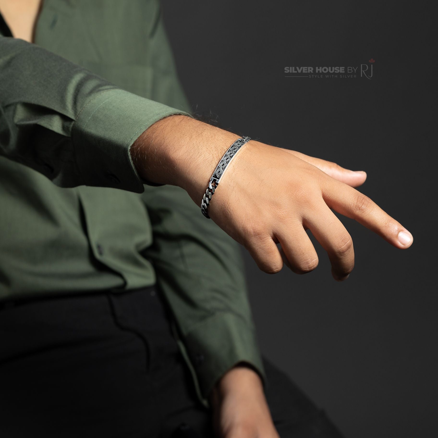 Sleek Designer Italian Bracelet silverhousebyrj