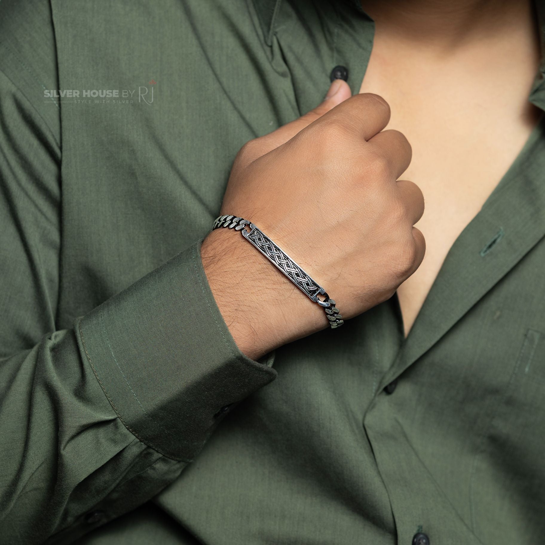Sleek Designer Italian Bracelet silverhousebyrj