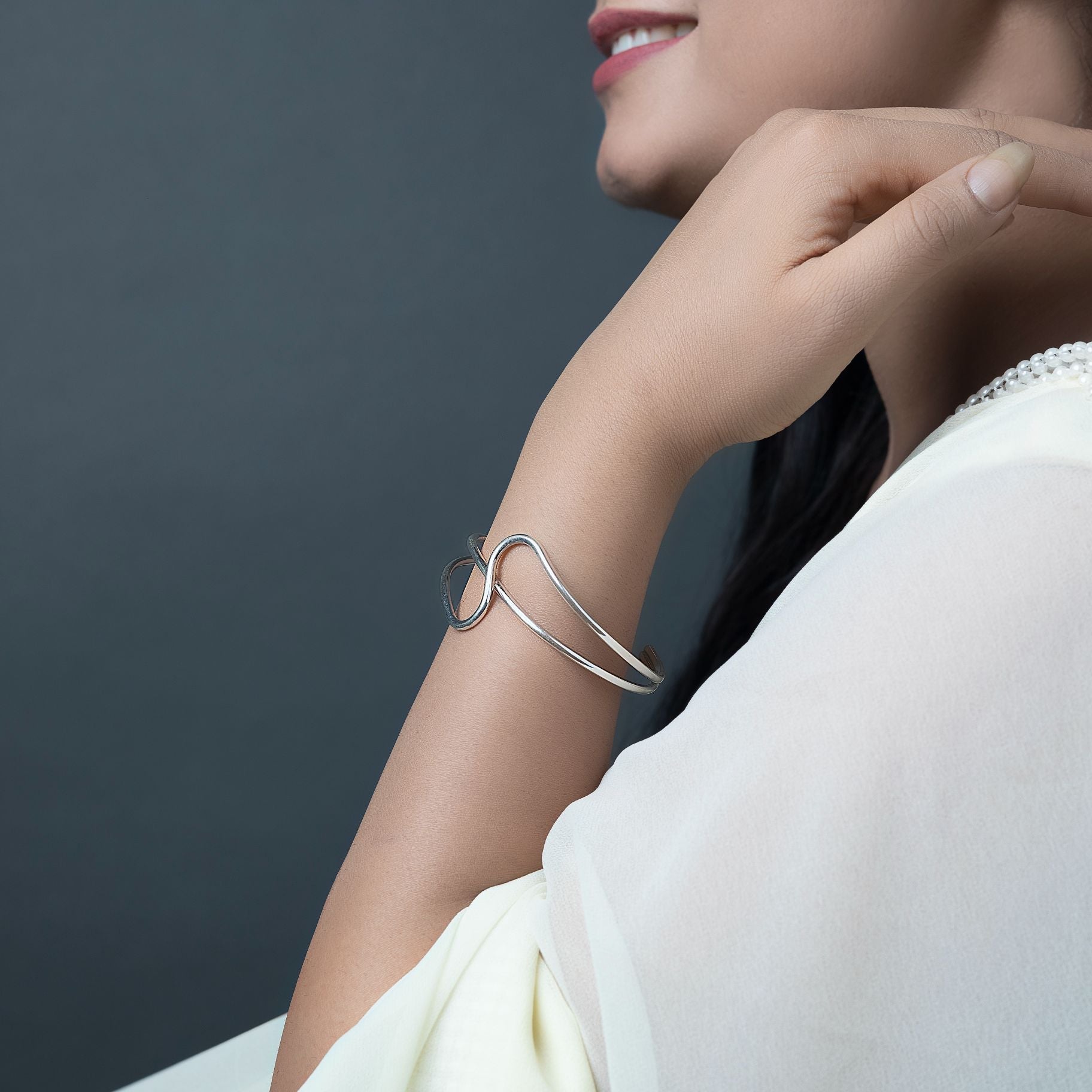 Sleek Silver Delight Bangle silverhousebyrj