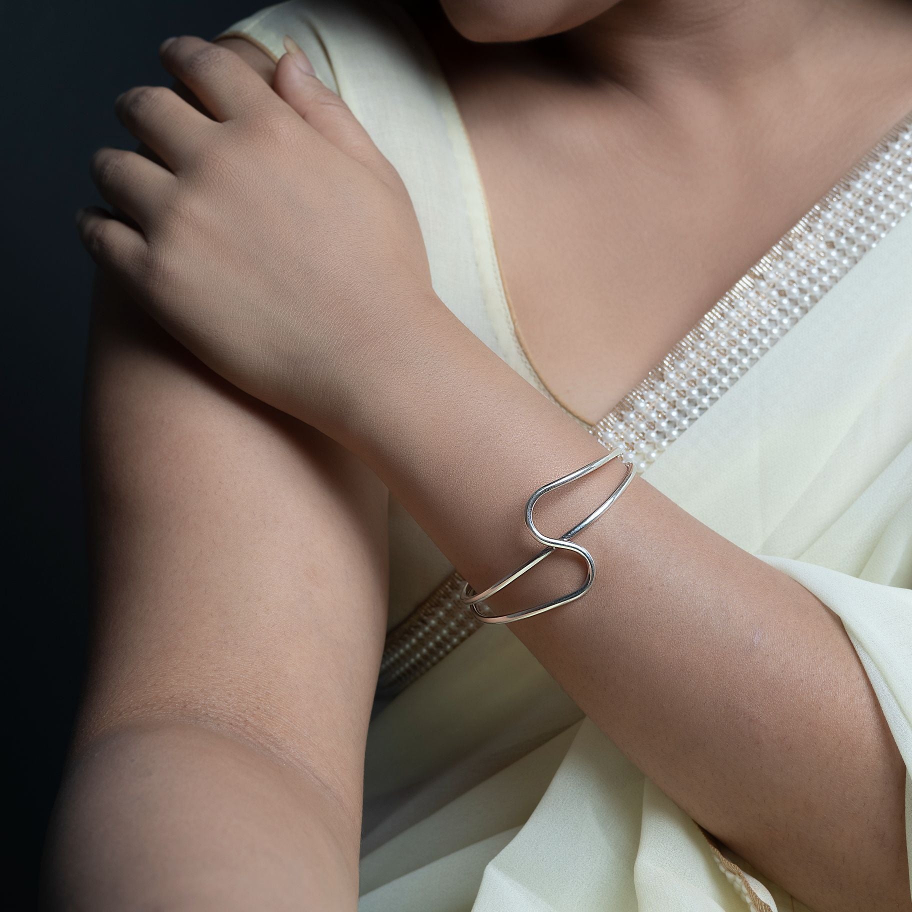 Sleek Silver Delight Bangle silverhousebyrj