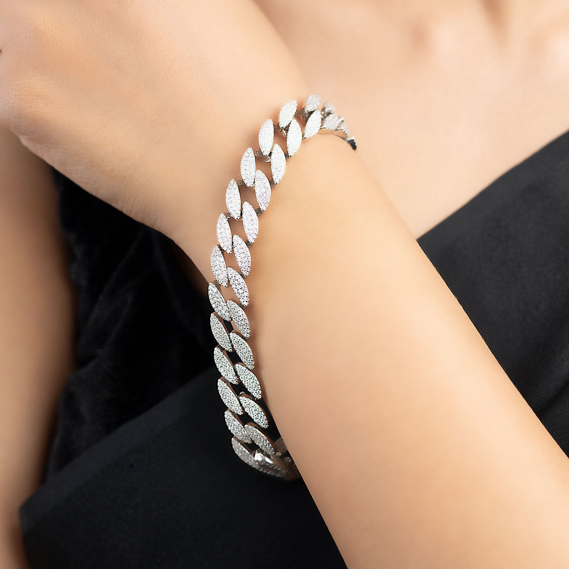 Stone Studded Cuban Link Chain Bracelet silverhousebyrj