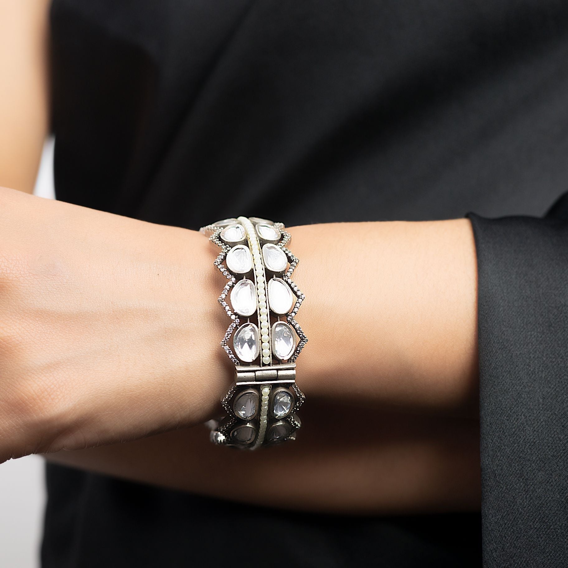Traditional Kundan Kada silverhousebyrj