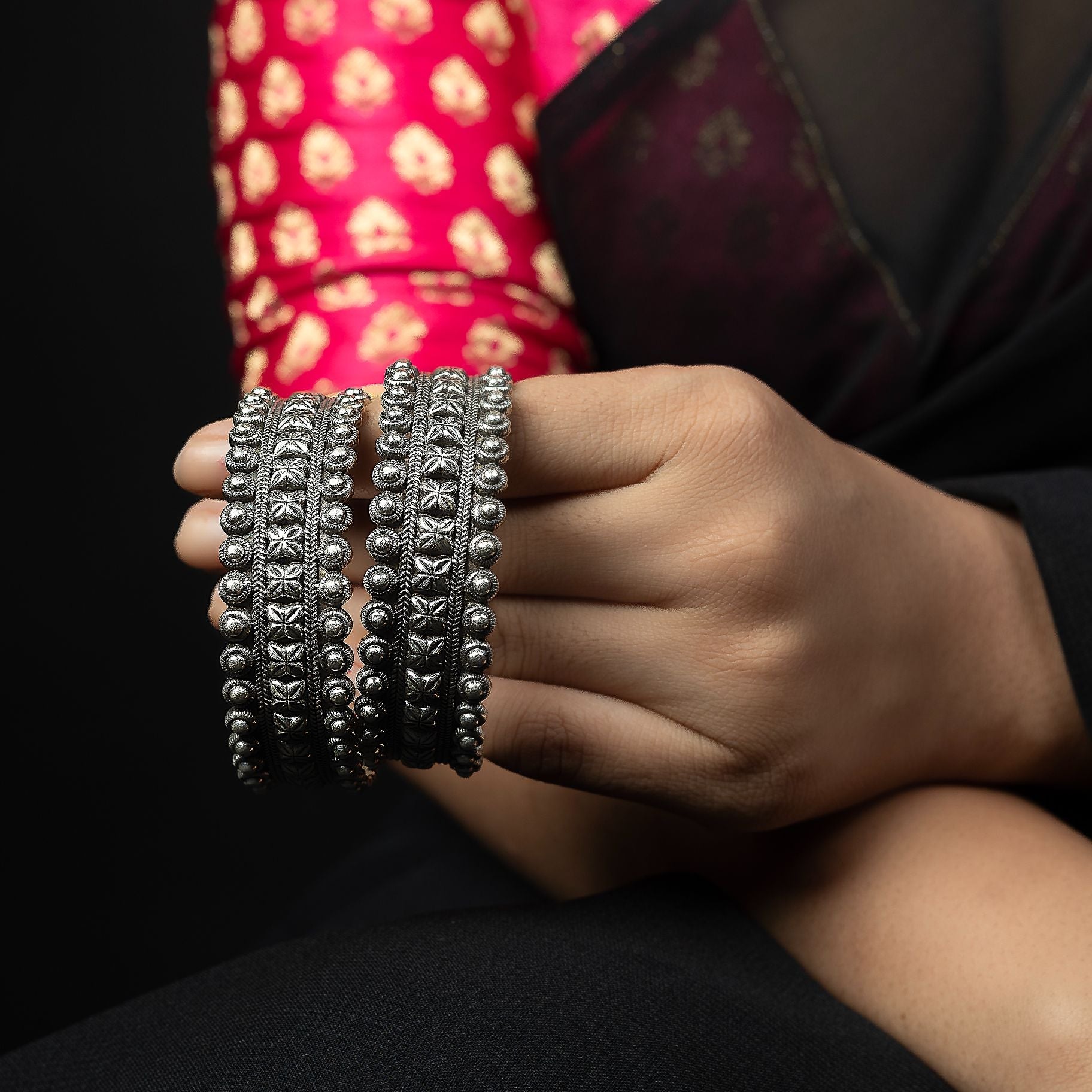 Traditional Venust Artistic Bangle silverhousebyrj