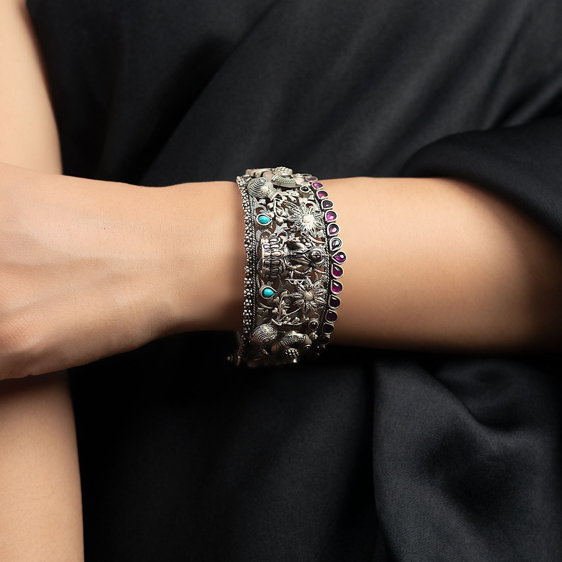 Tribal Laxmi Silver Hinged Bangle silverhousebyrj