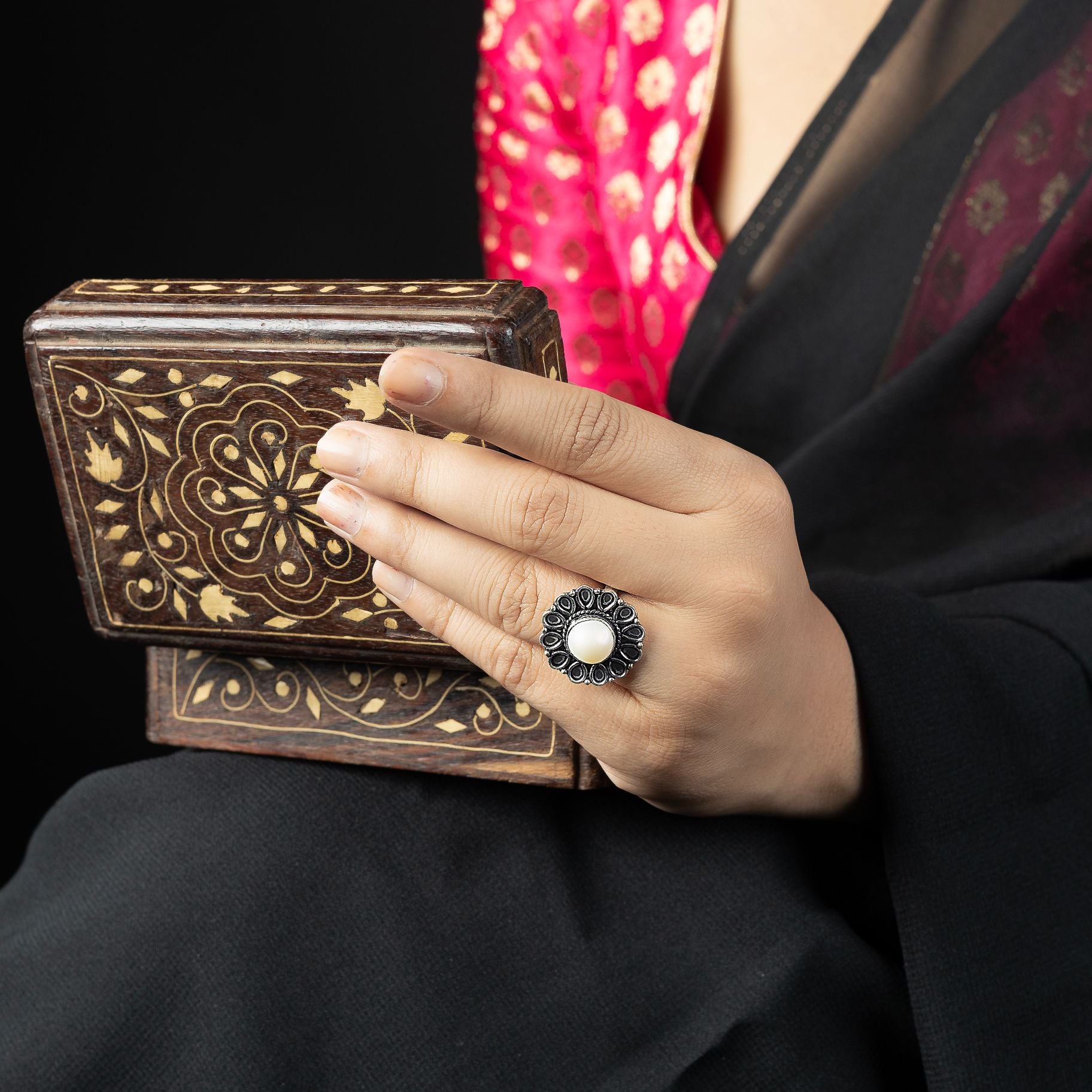 Attractive Floral Ring With Pearl silverhousebyrj