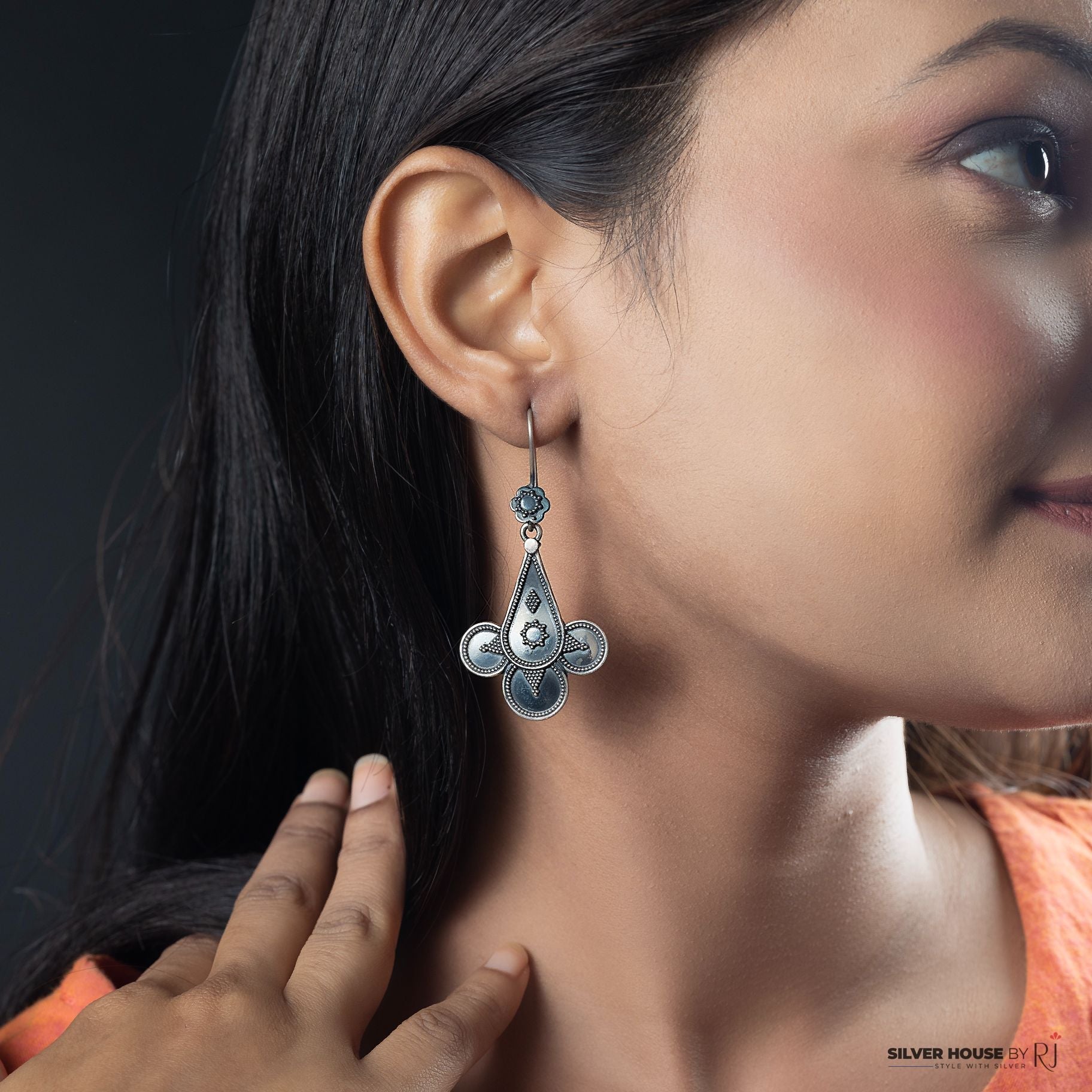 Attractive Tribal Earring silverhousebyrj