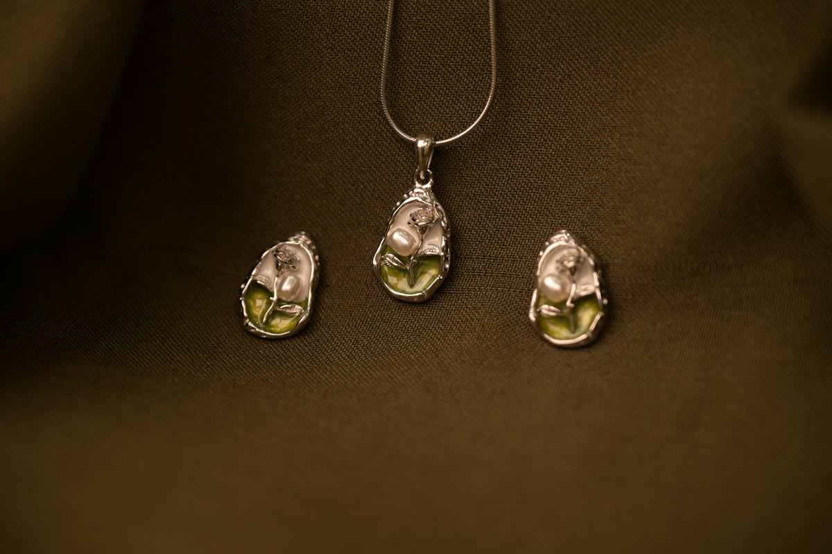 Green Enamel Pearl Silver Pendant Set