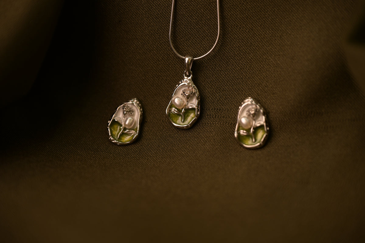 Green Enamel Pearl Silver Pendant Set
