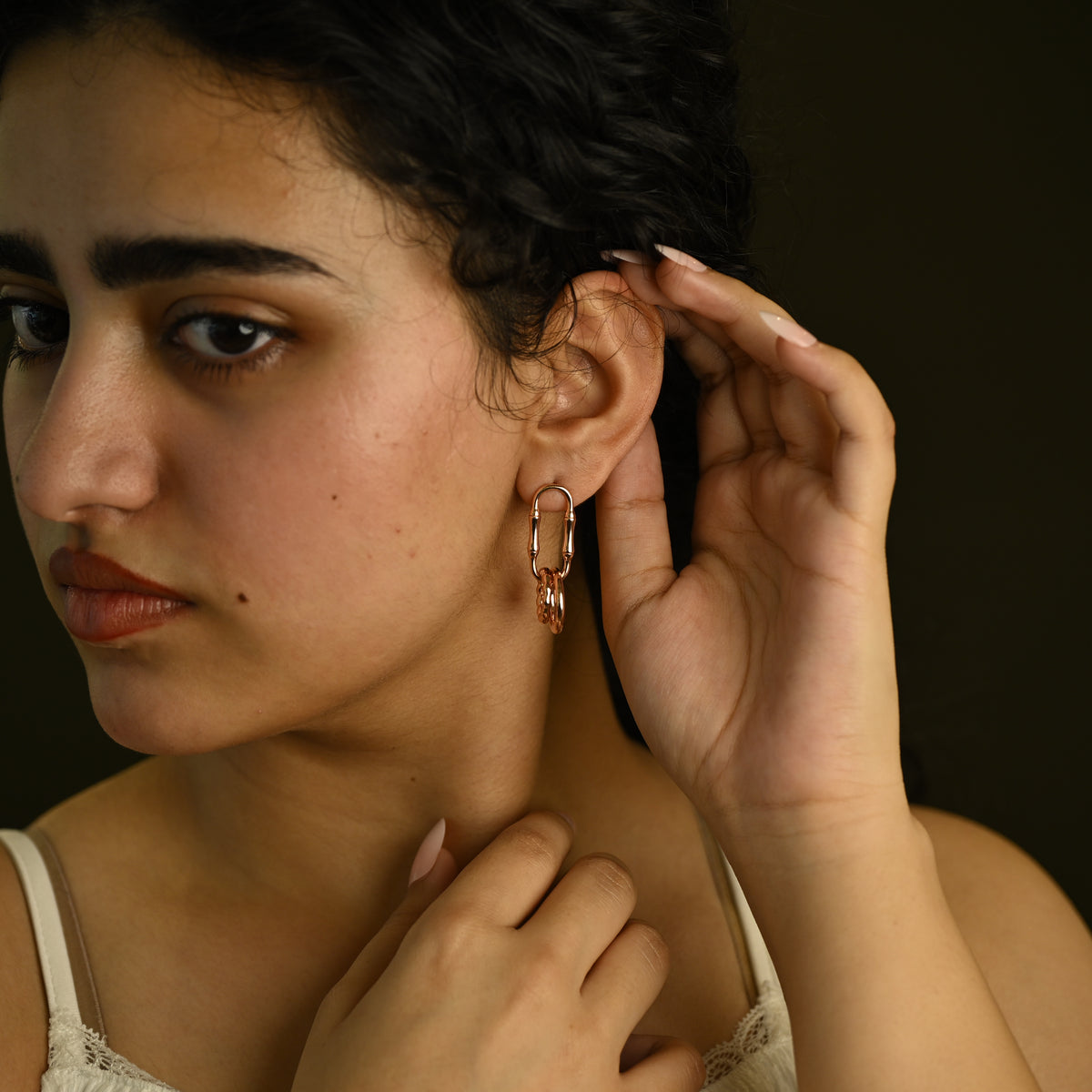 Interlocking Oval Hoop Earrings
