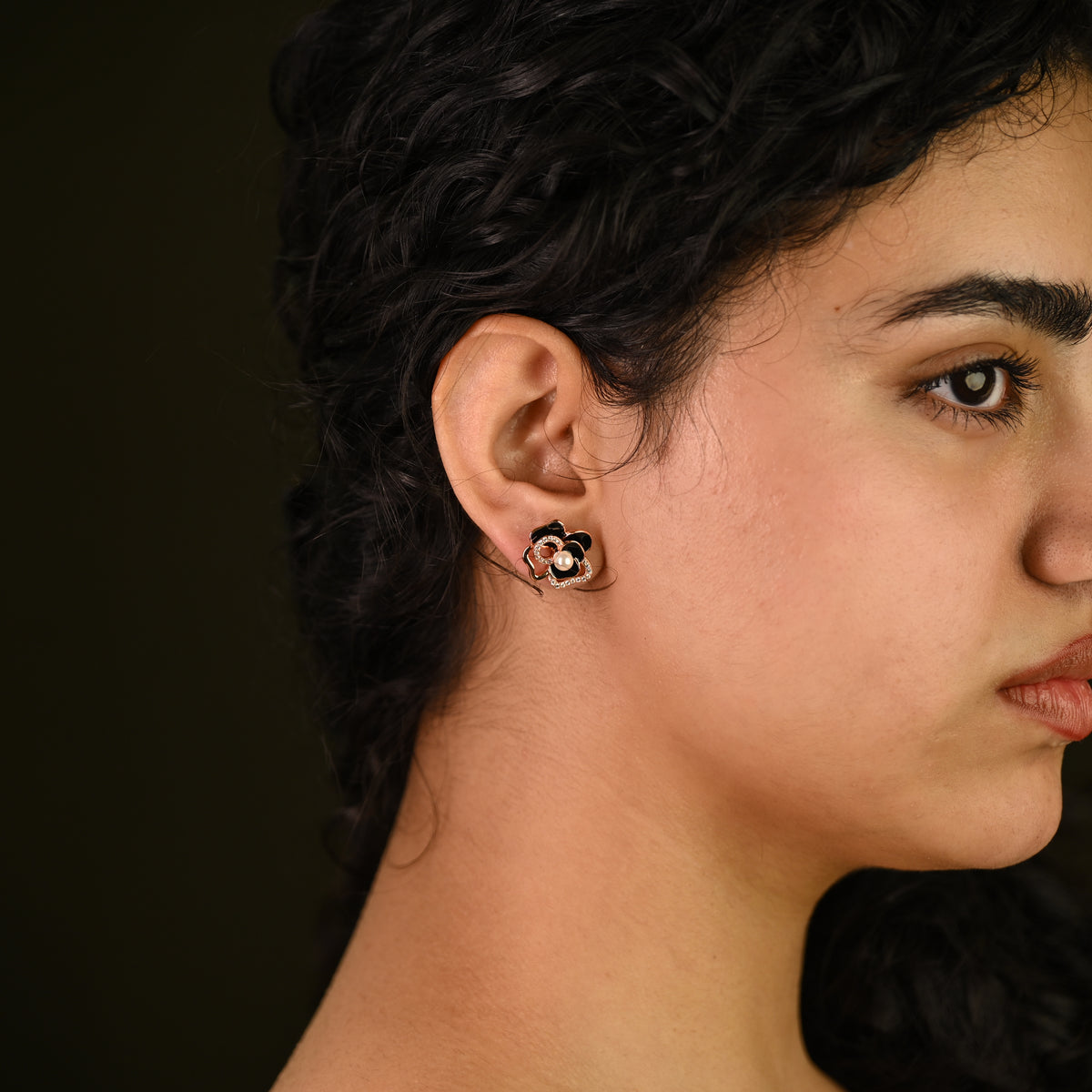 Black Floral Pearl Studs