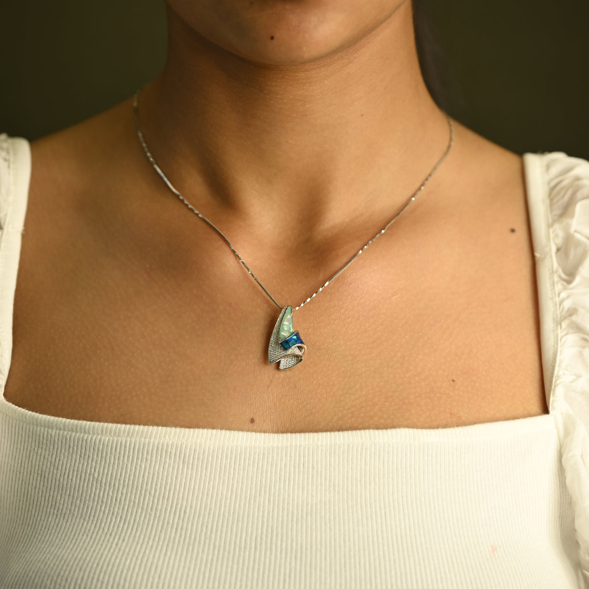 Emerald Blue Statement Pendant Set