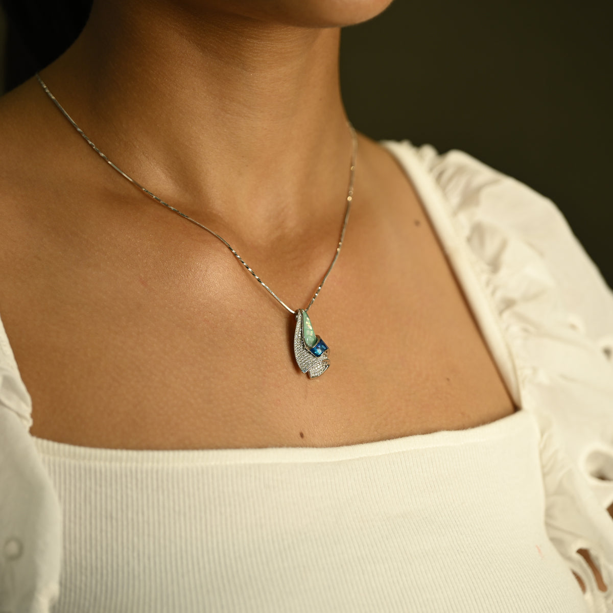 Emerald Blue Statement Pendant Set