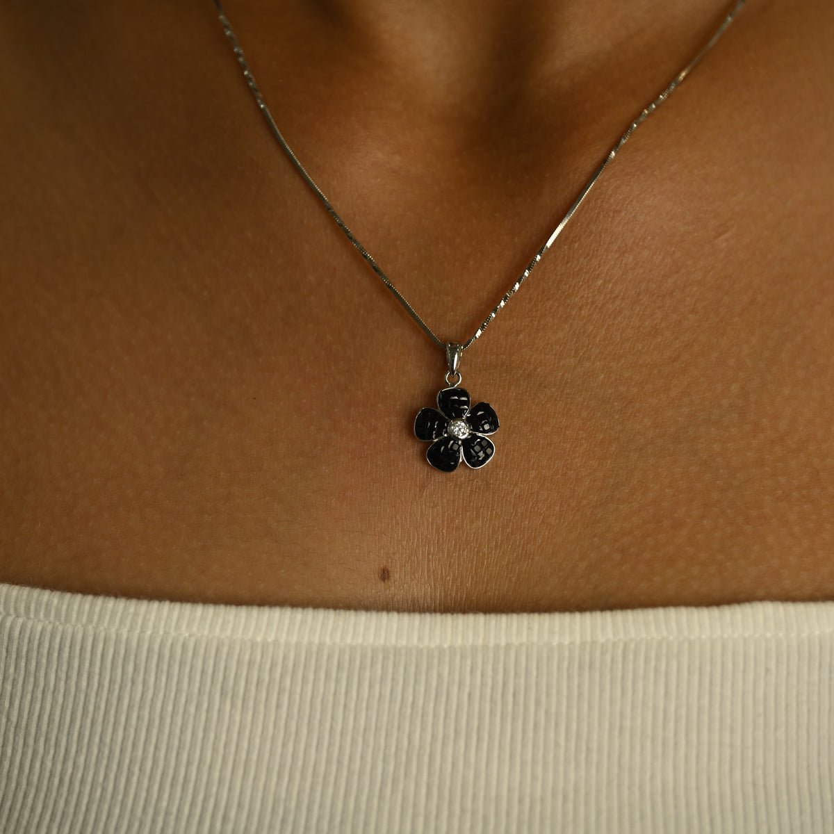 Black Floral Pendant & Earring Set