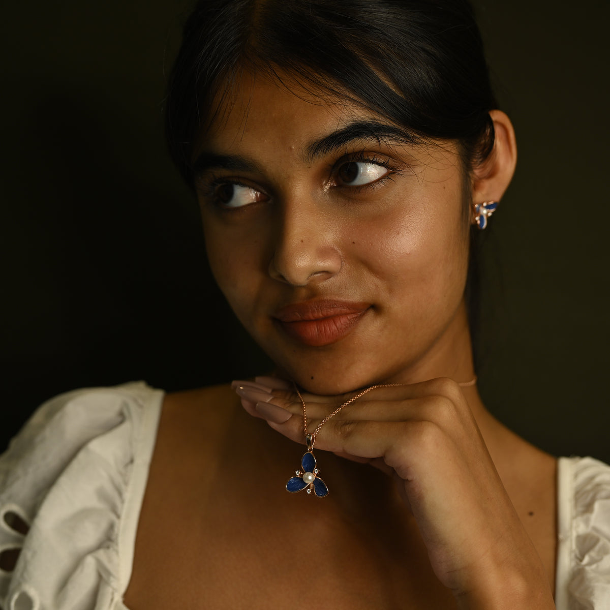 Blue Floral Necklace Set