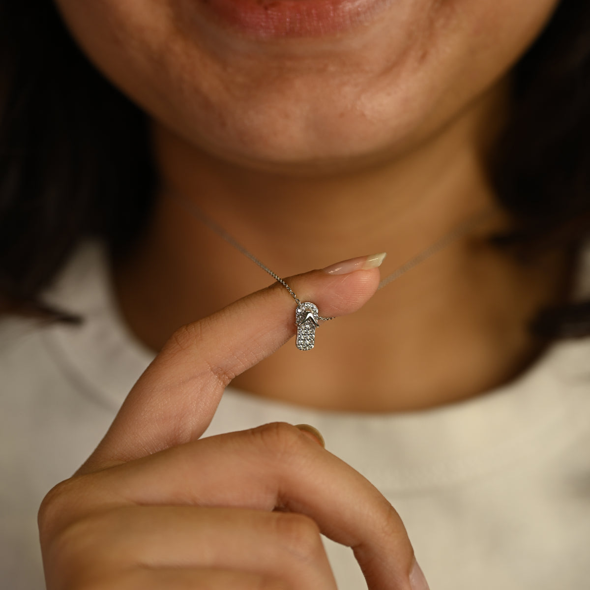 Flip-Flop Diamond Pendant Chain