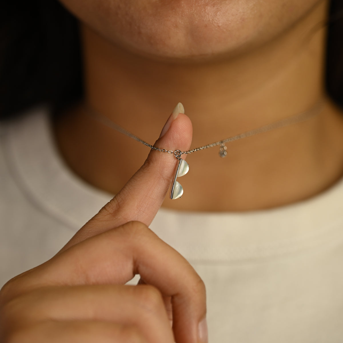 Pearl Leaf Pendant Necklace