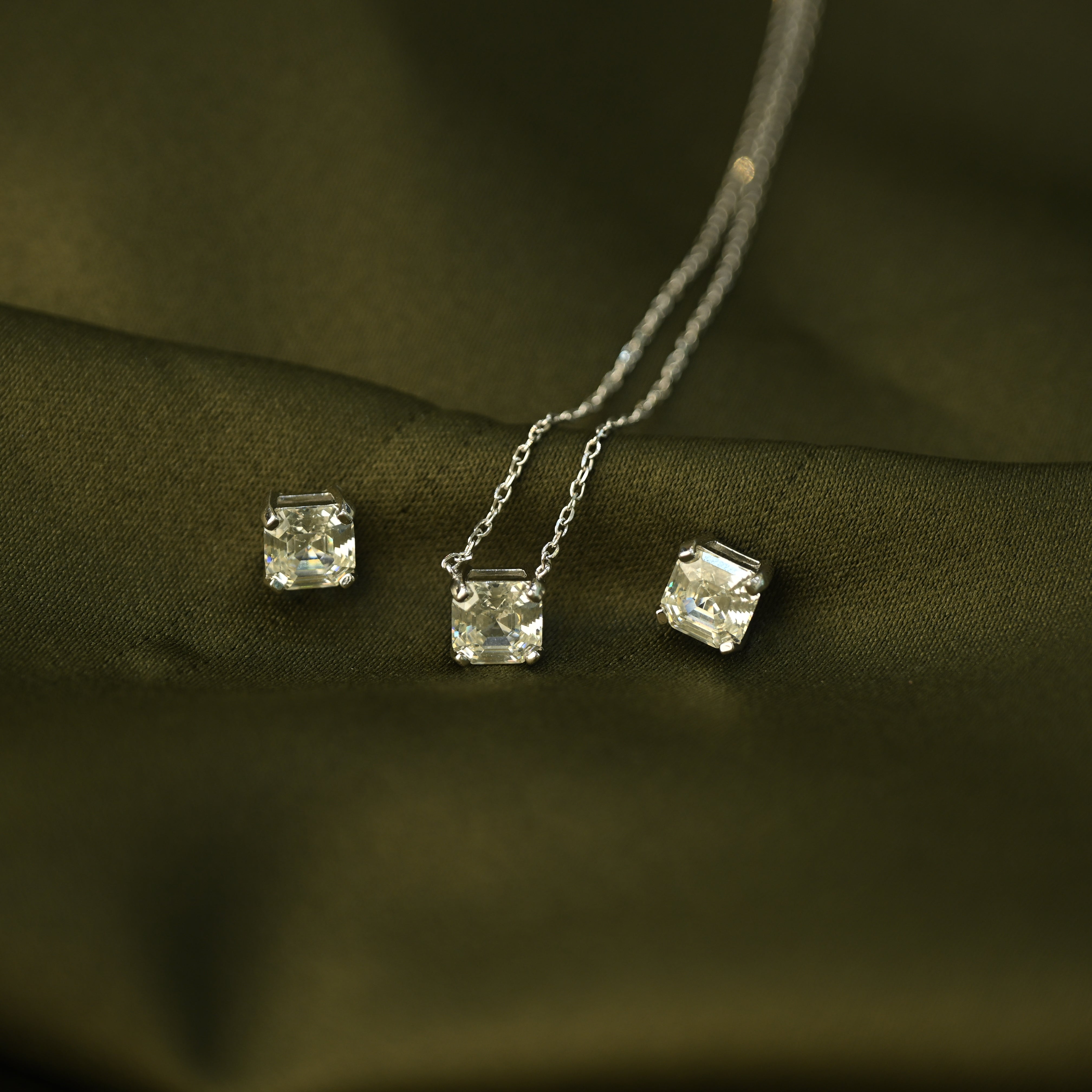 Crystal Necklace Set