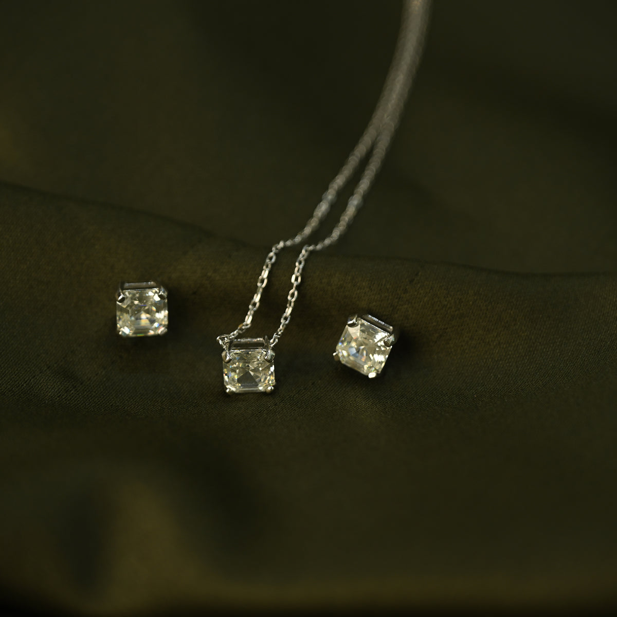 Crystal Necklace Set