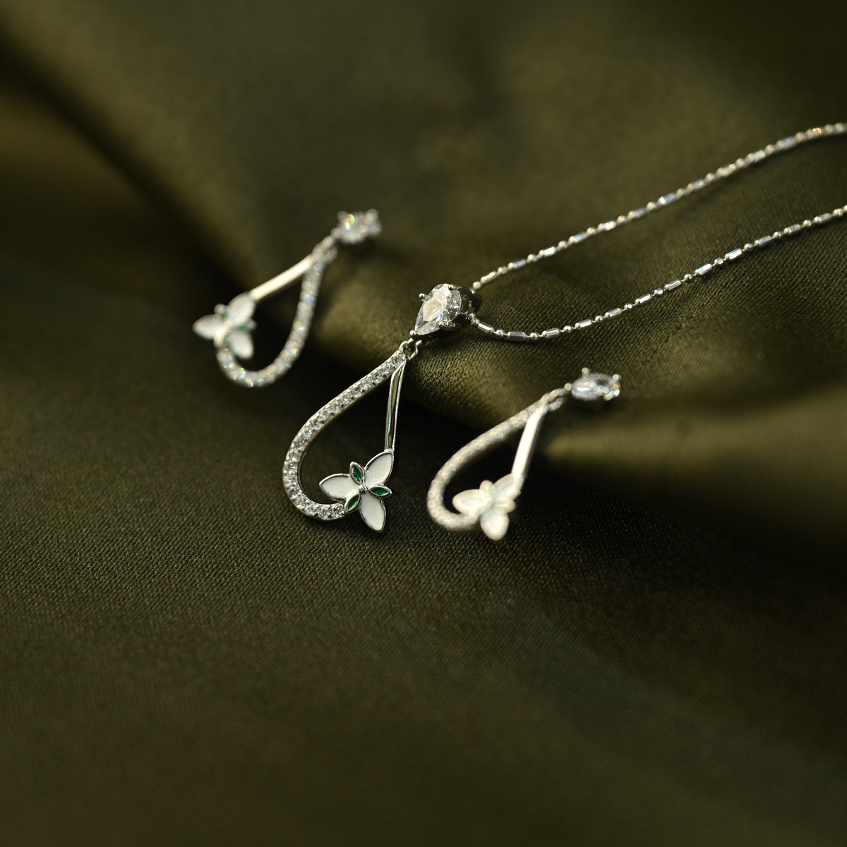 Floral Drop Pendant